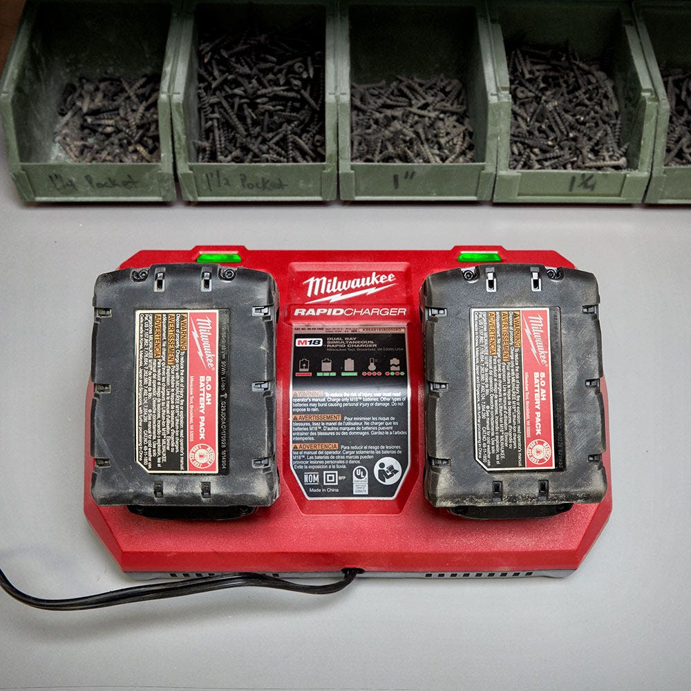 MILWAUKEE 18V Dual Bay Simultaneous Rapid Charger M18DFC