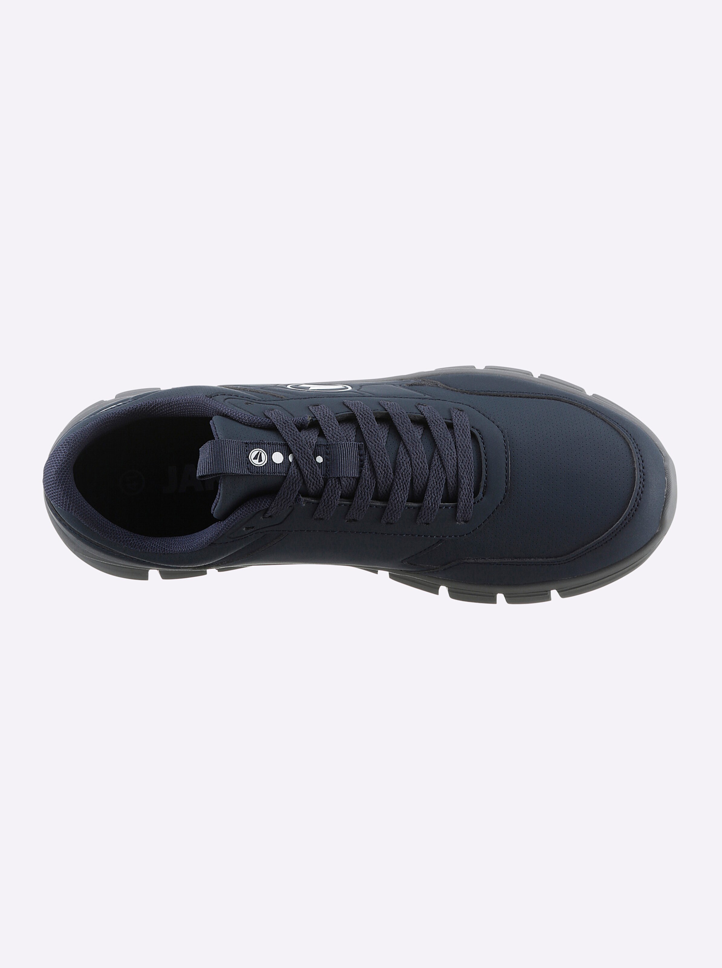 Sneaker in marine