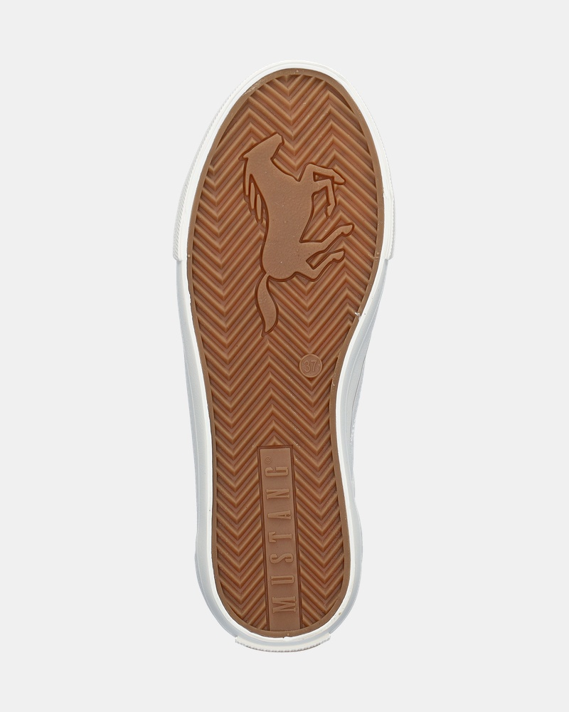Mustang Lage sneakers  - wit