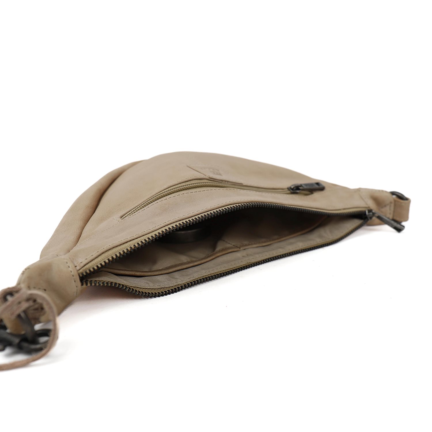 Bear Design Toon Crossbody feather