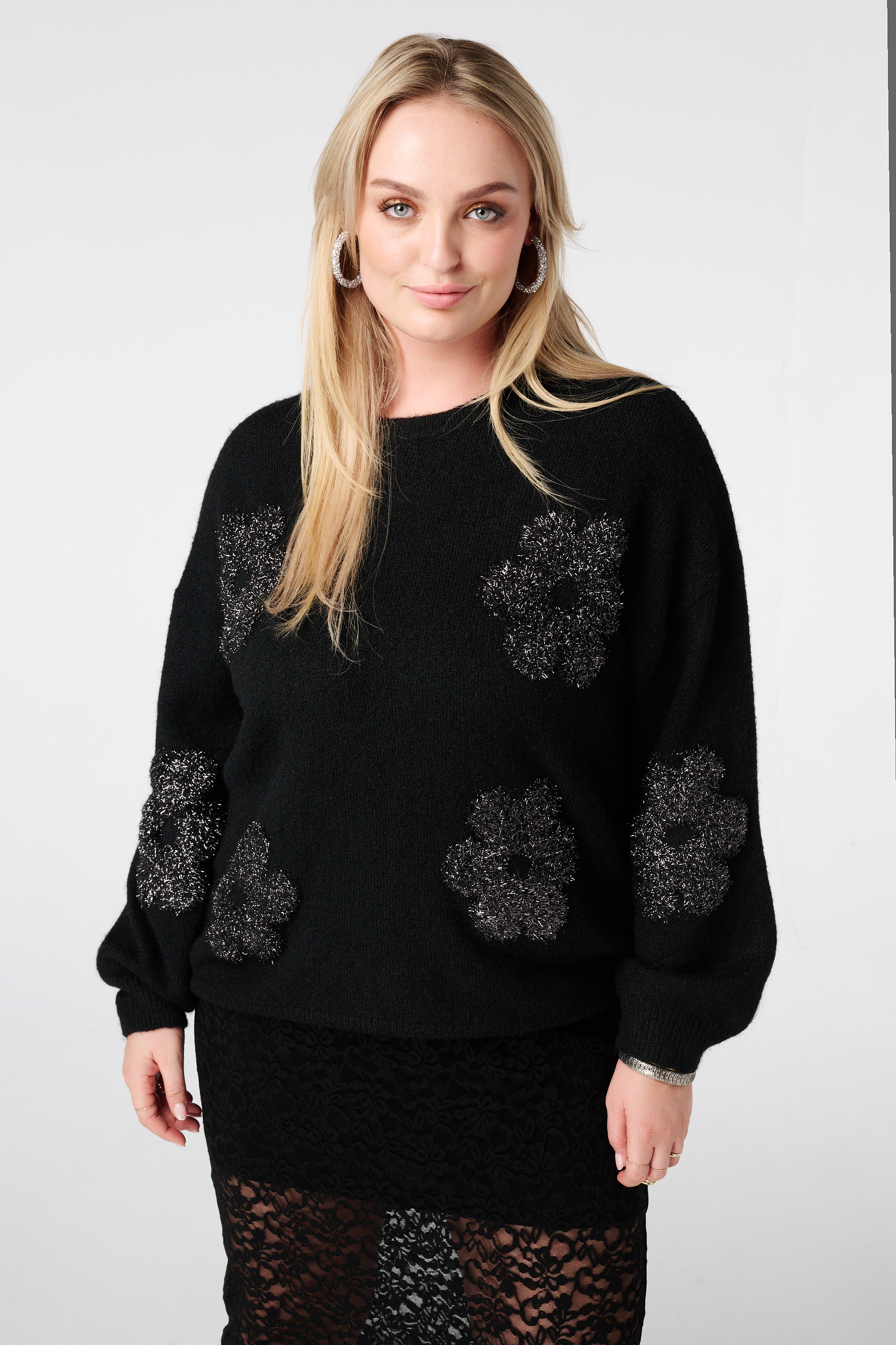 Trui met zachte lurex bloemen Zwart