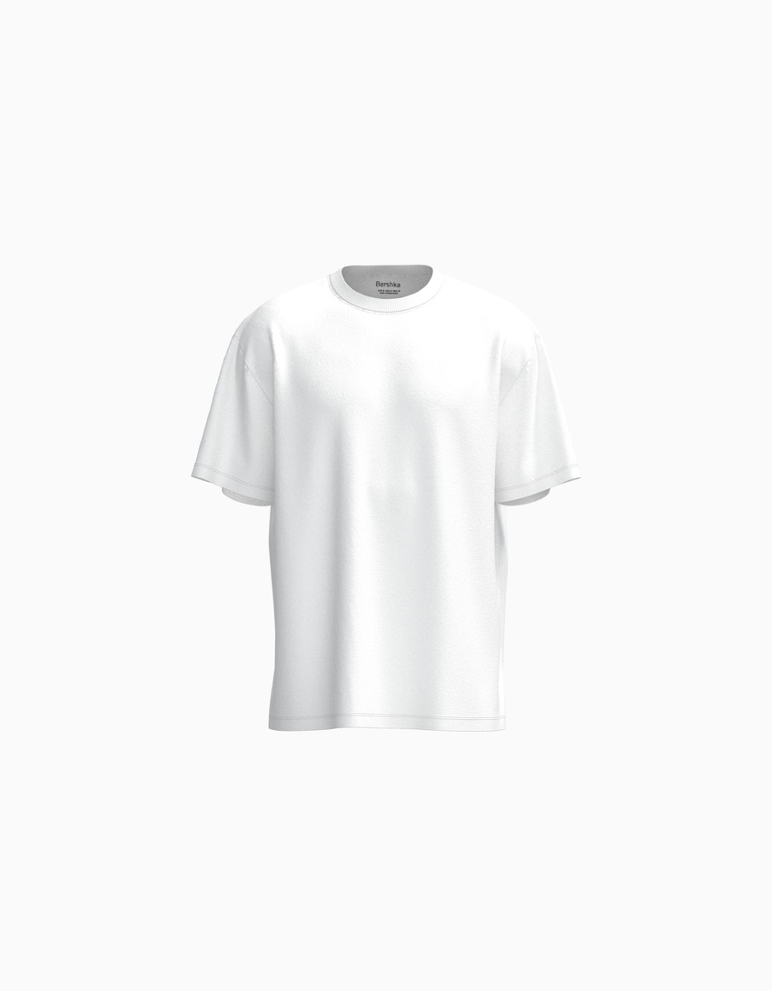 Camiseta de manga curta com modelagem quadrada e estampa do Mickey Mouse.