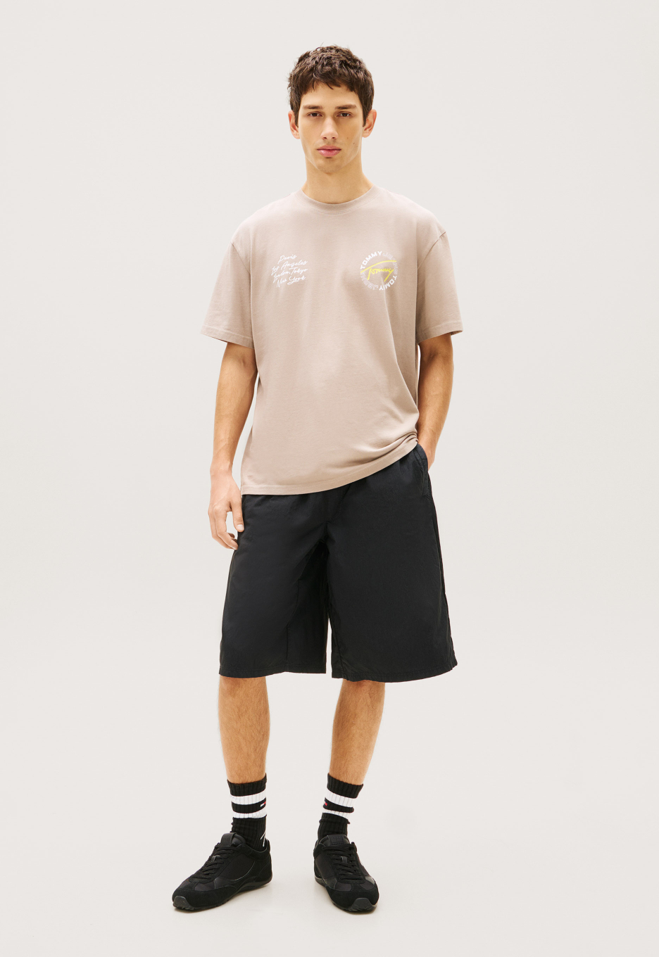Tommy Jeans Relaxed Circle Logo T-shirt