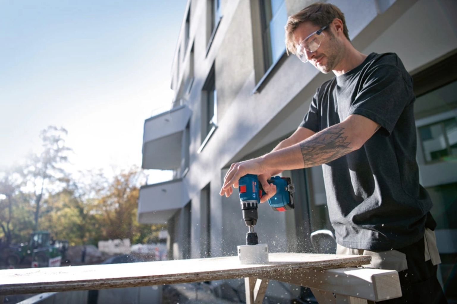 Bosch Professional  GSR 18V-45 Akku-Bohrschrauber, ohne Akku    Kompakte Kraft für professionelle Anwendungen