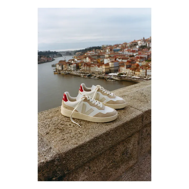 Veja Baskets V-90 Made In Europe | Rouge