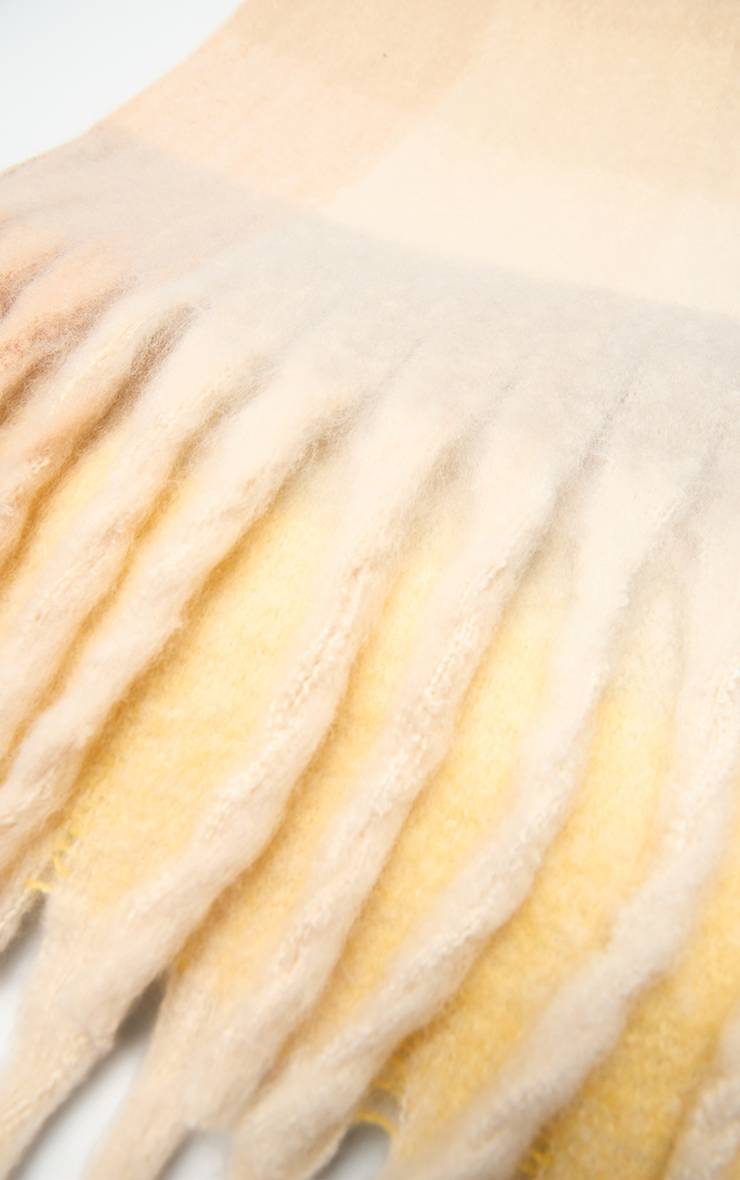 Moutarde Écharpe Couverture À Carreaux Avec Détails Pompons