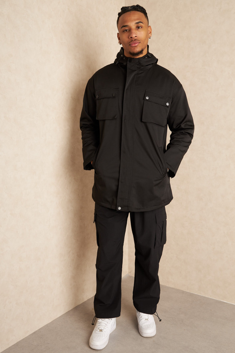 Parka noire à capuche