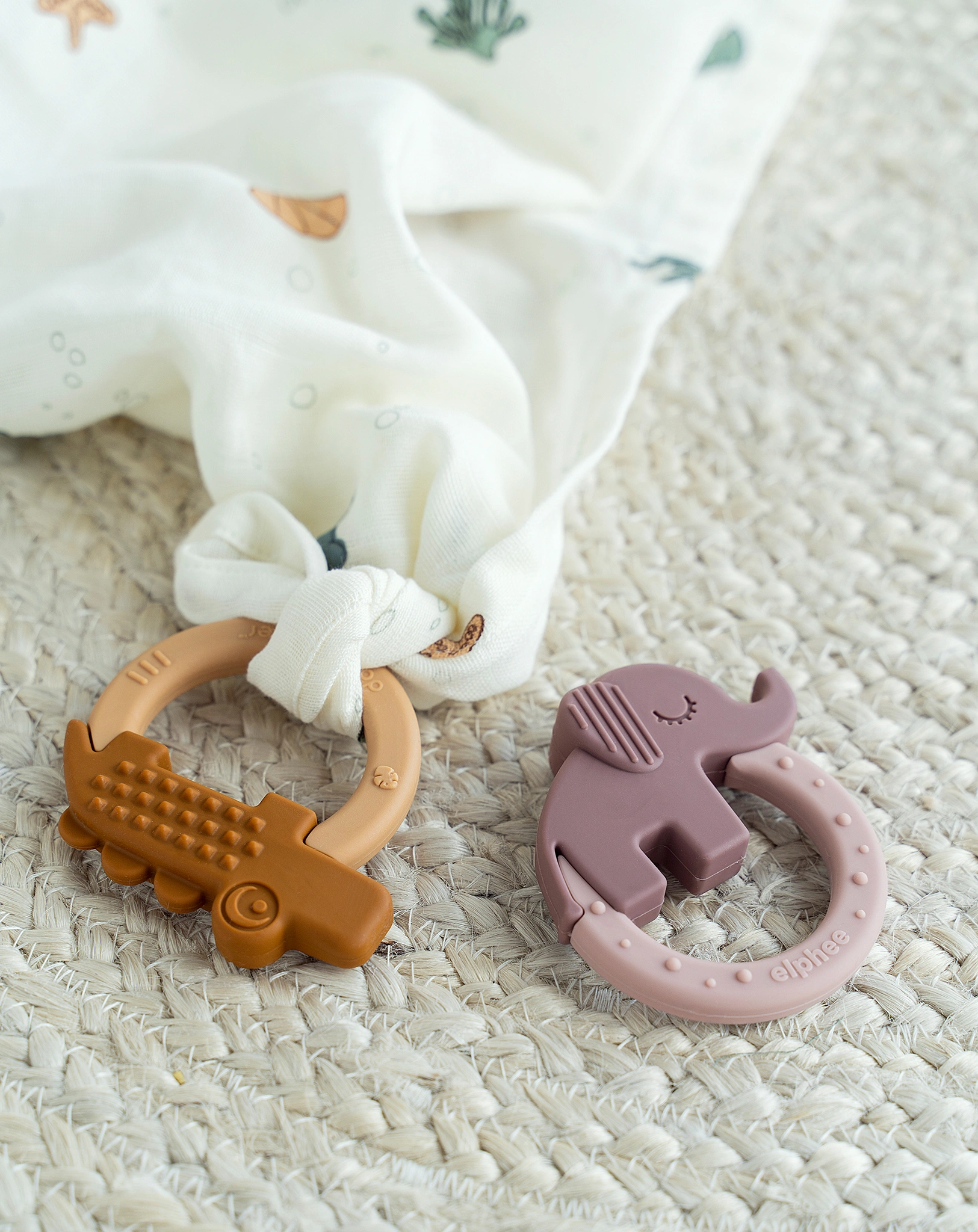 Silikon-Beißring DEER FRIENDS 2er Pack in senfgelb/rosa