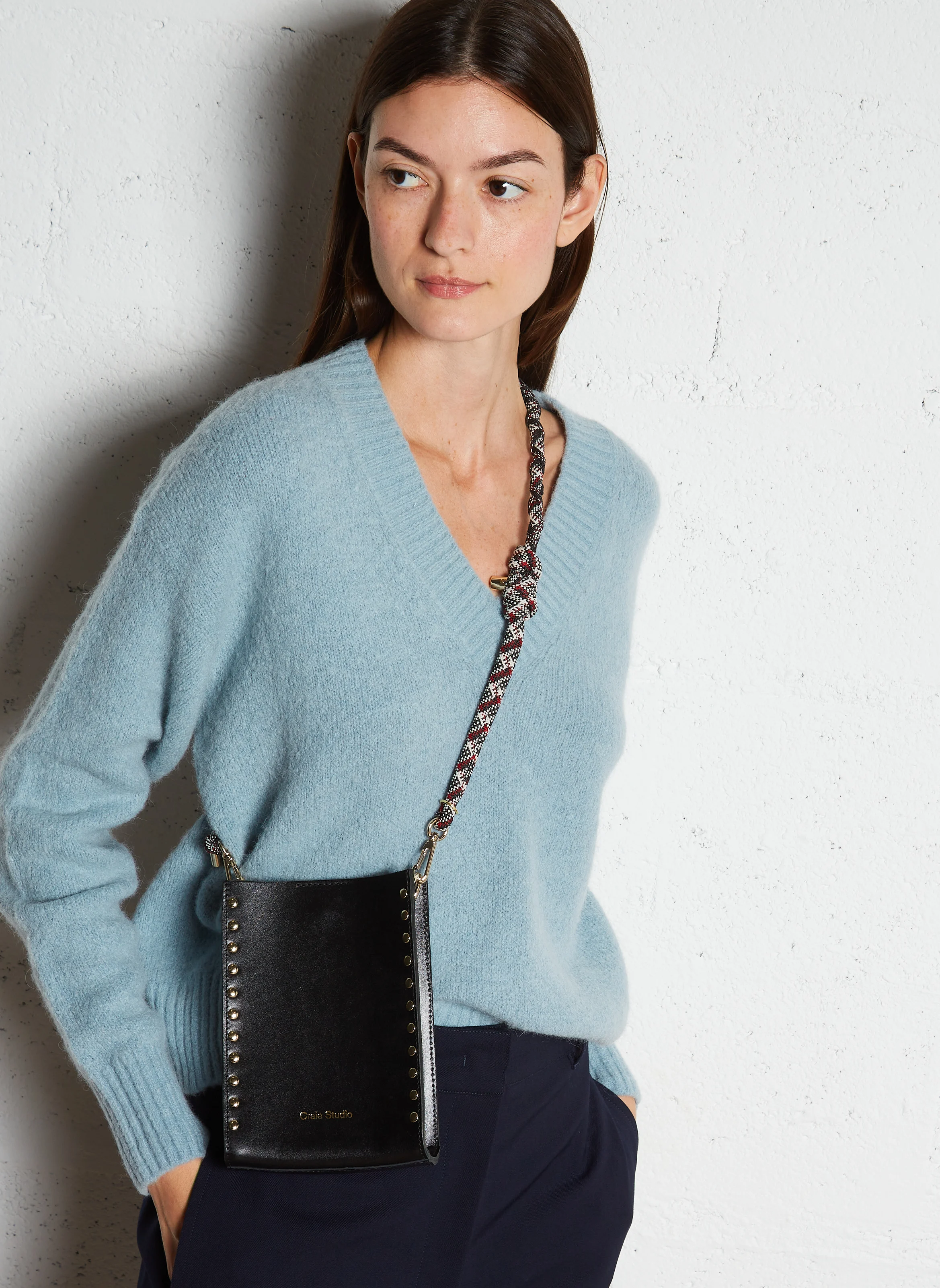 ESSENCE - Sac bandoulière en cuir lisse | Noir