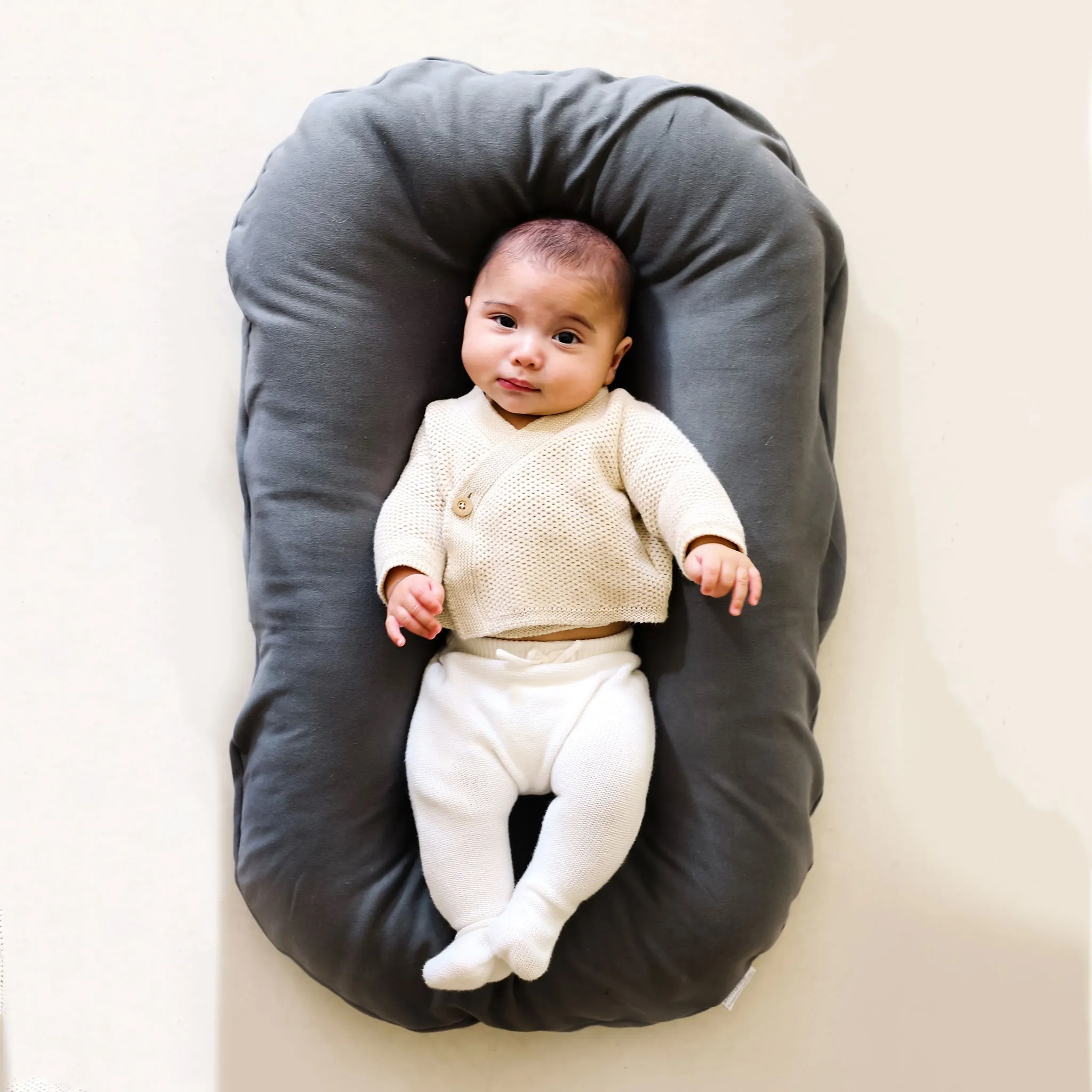 Snuggle me Housse pour Coussin Snuggle Me - Sparrow