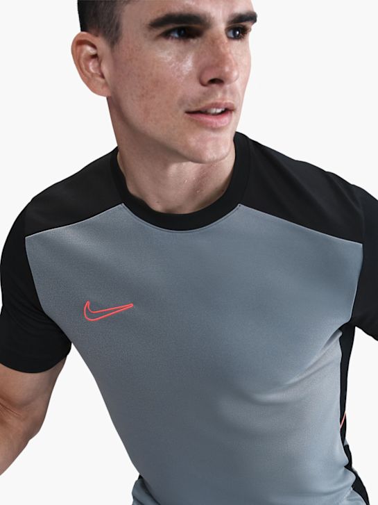 Nike T-Shirt Grau