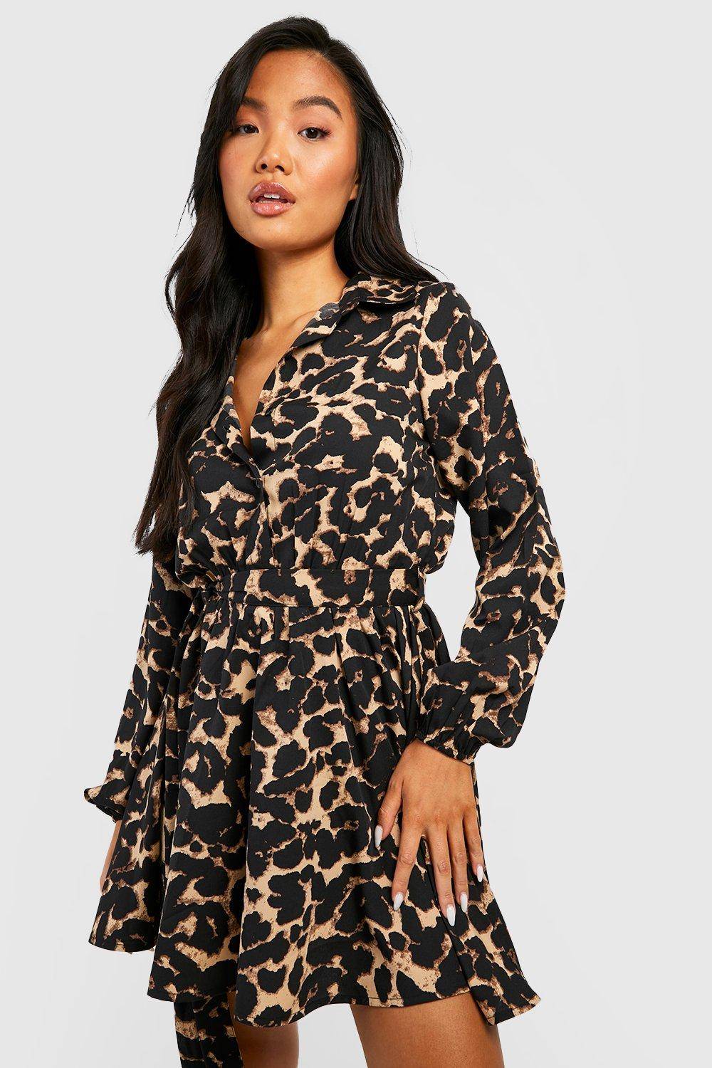boohoo Robe chemise patineuse petite à imprimé léopard