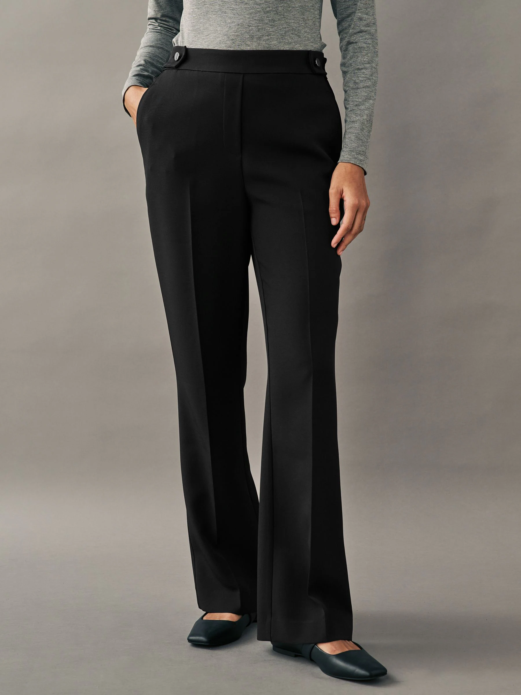 Zwart - Modieus gesneden bootcut broek