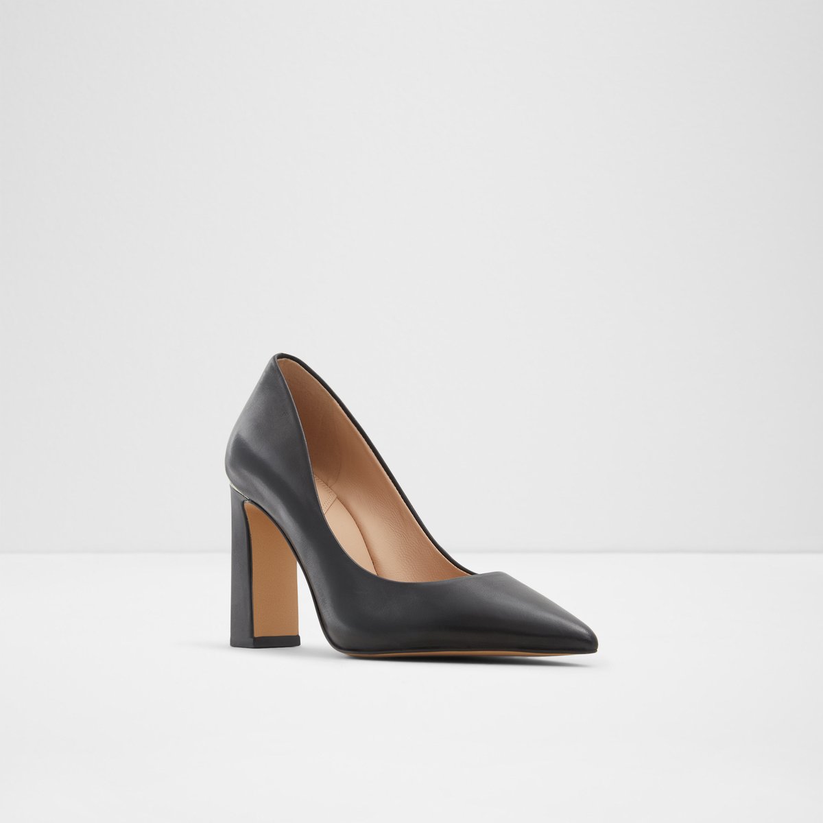 Seirith Black Leather Smooth Women Pumps