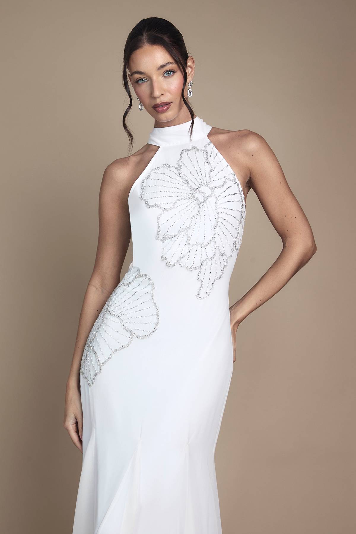 Coast Robe de Mariée Longue Ornementée avec Plis Godet