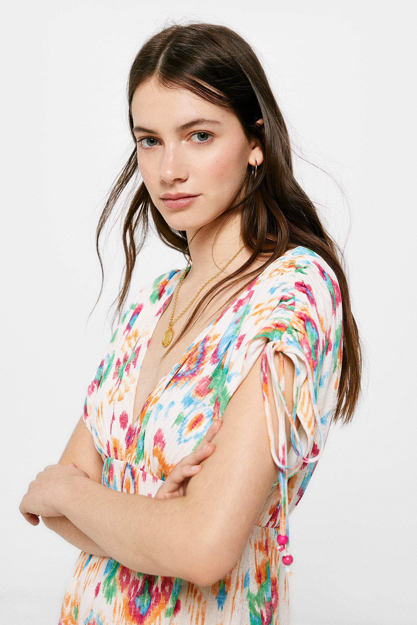Vestido curto com estampa étnica