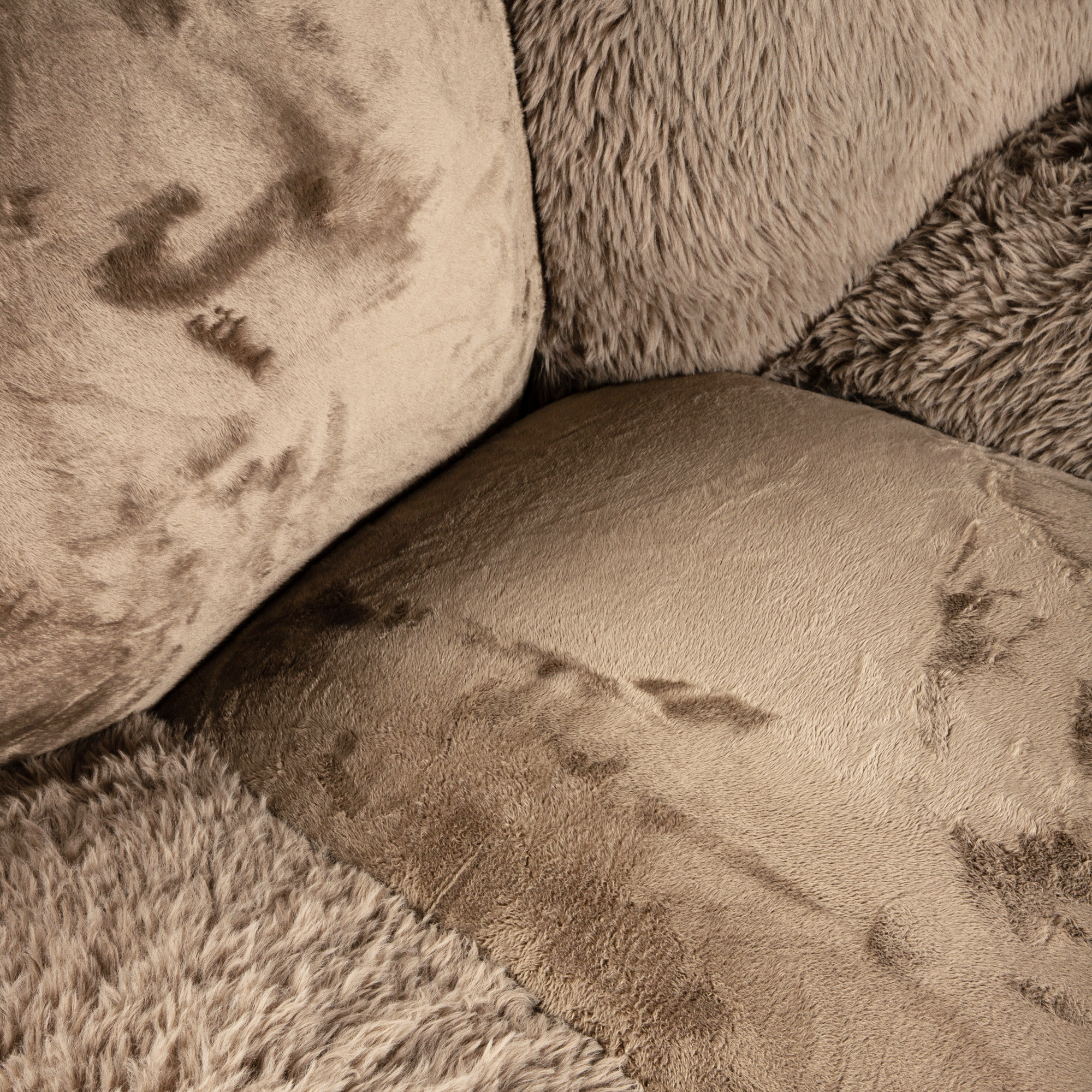 Bank Lusha taupe