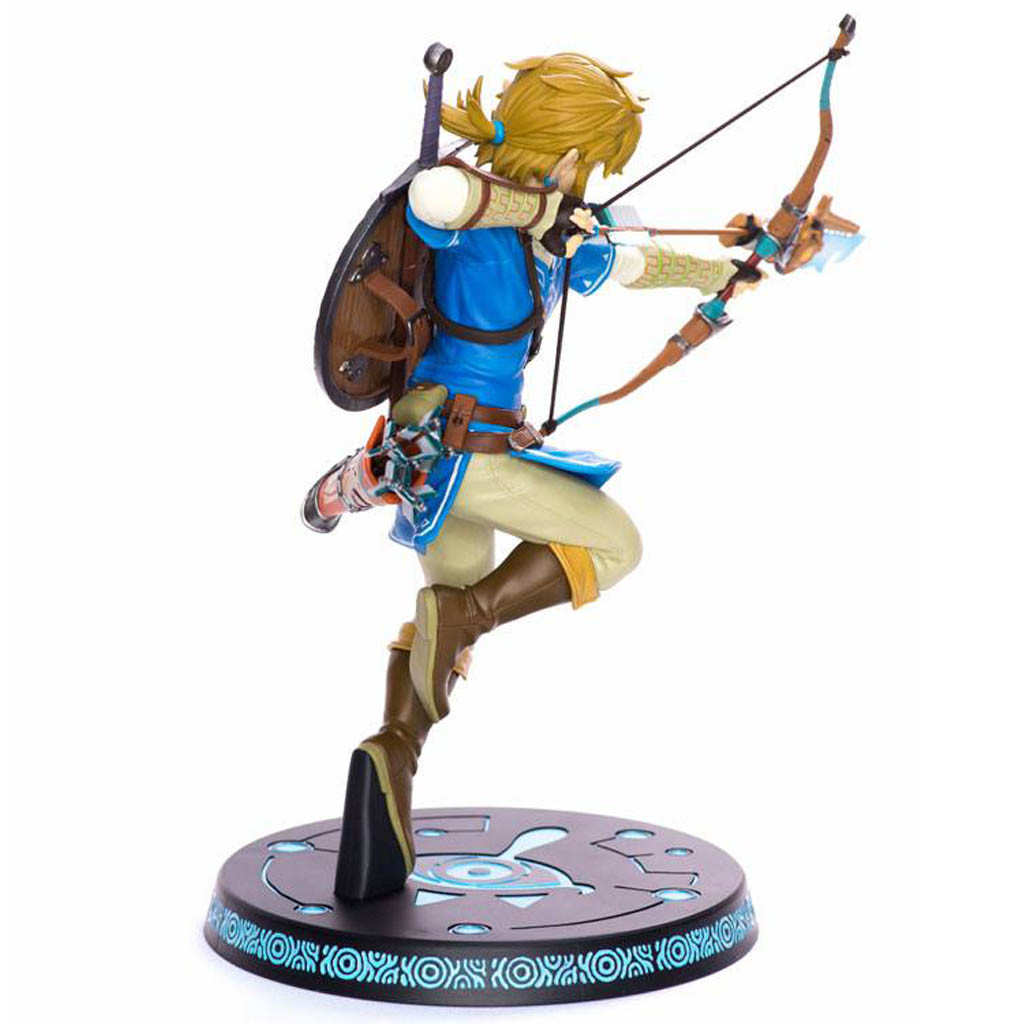 The Legend of Zelda - Statuette Link (25 cm)