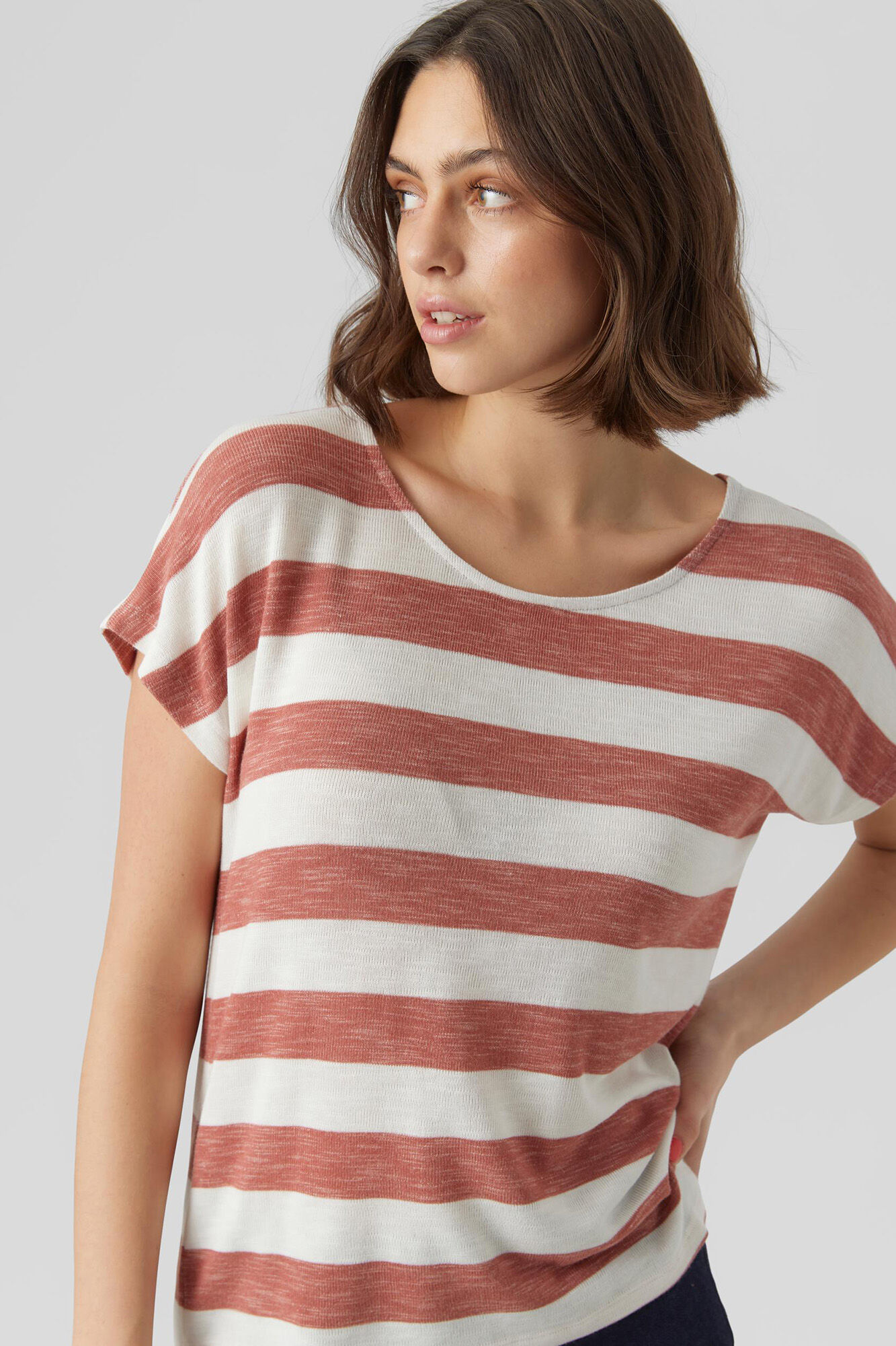 Camiseta básica de manga curta - Vermelha