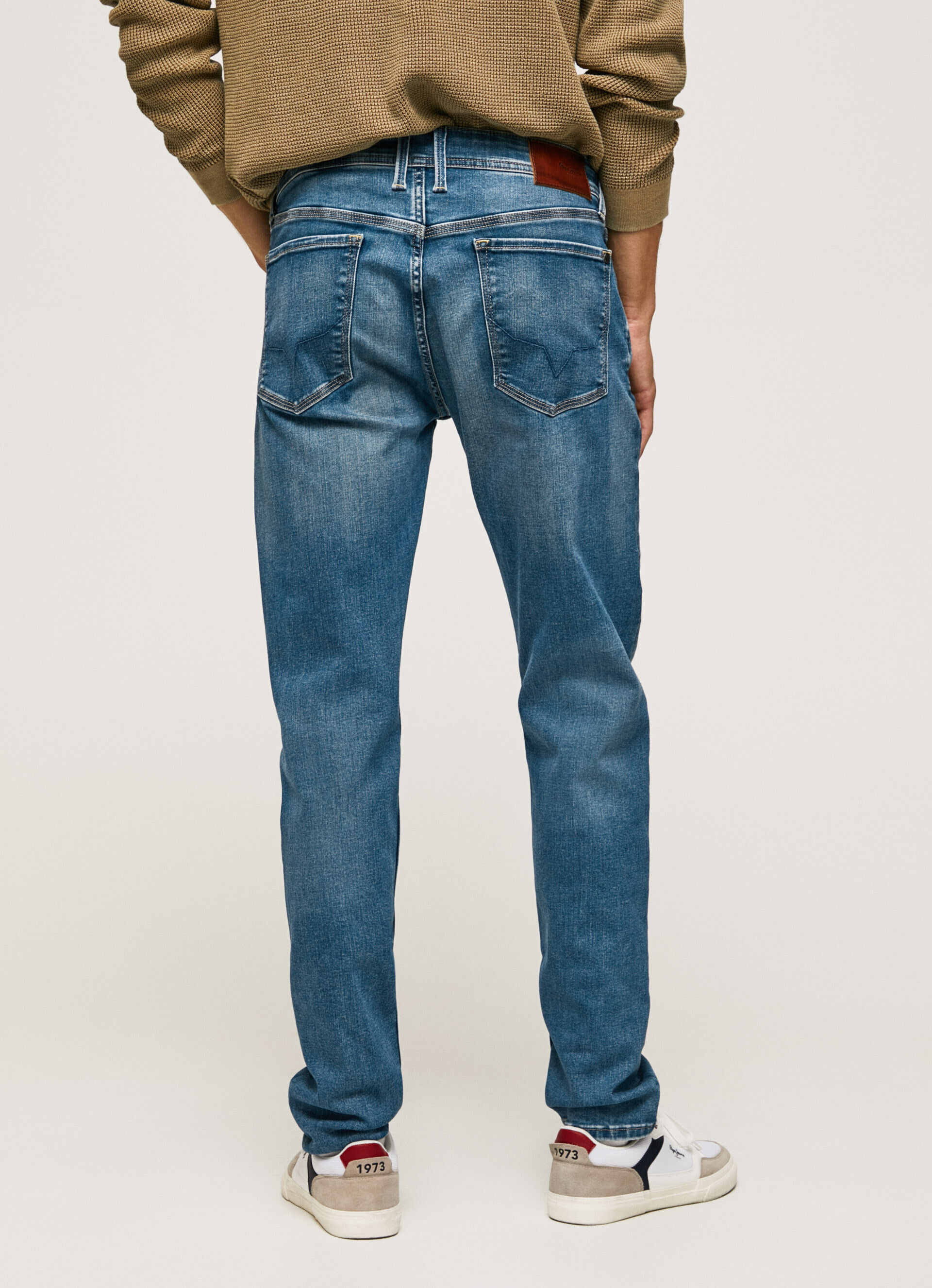 Calça jeans Hatch Regular Slim de cintura média - jeans