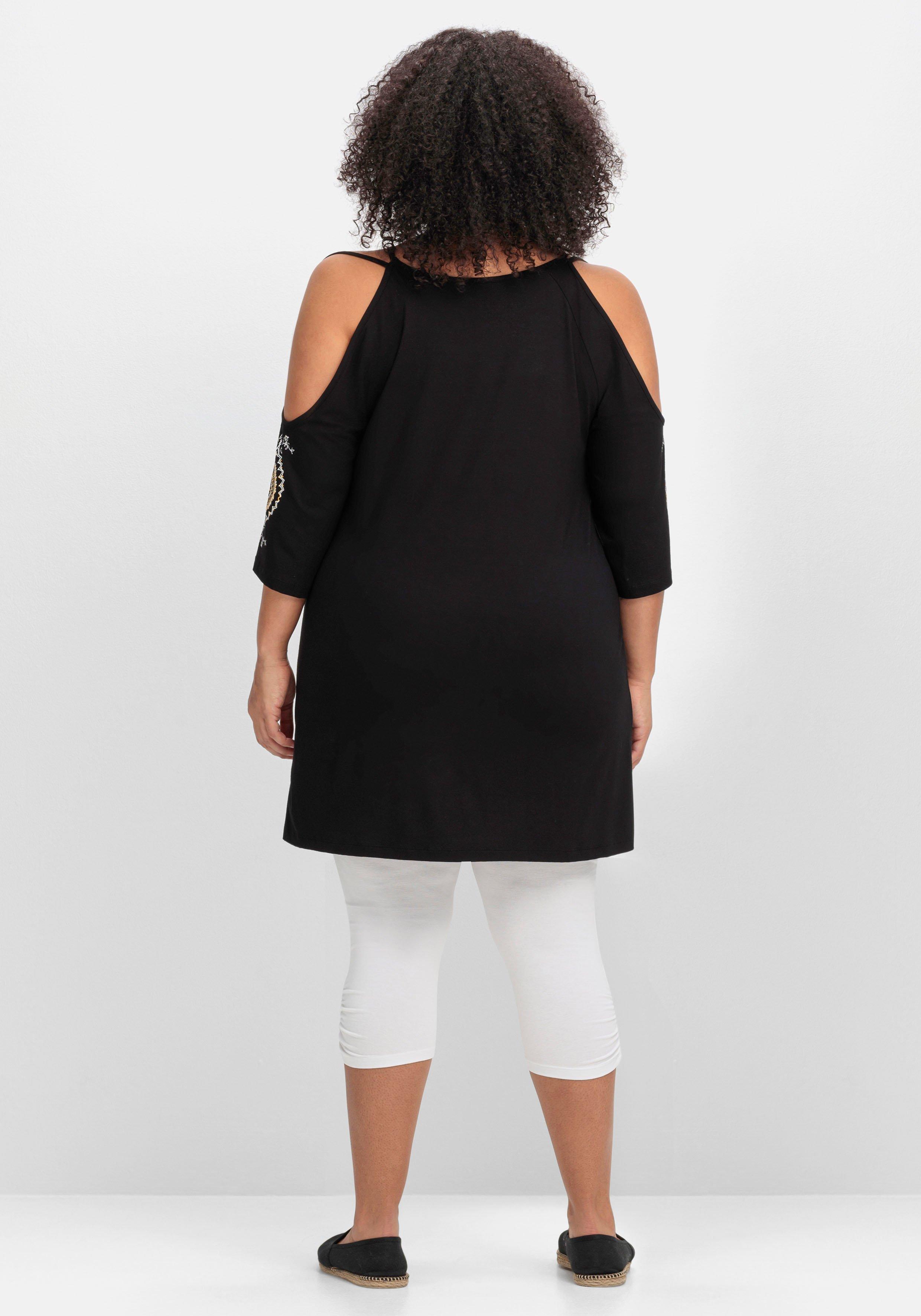 Set aus Strandshirt mit Cut-outs und Caprileggings
