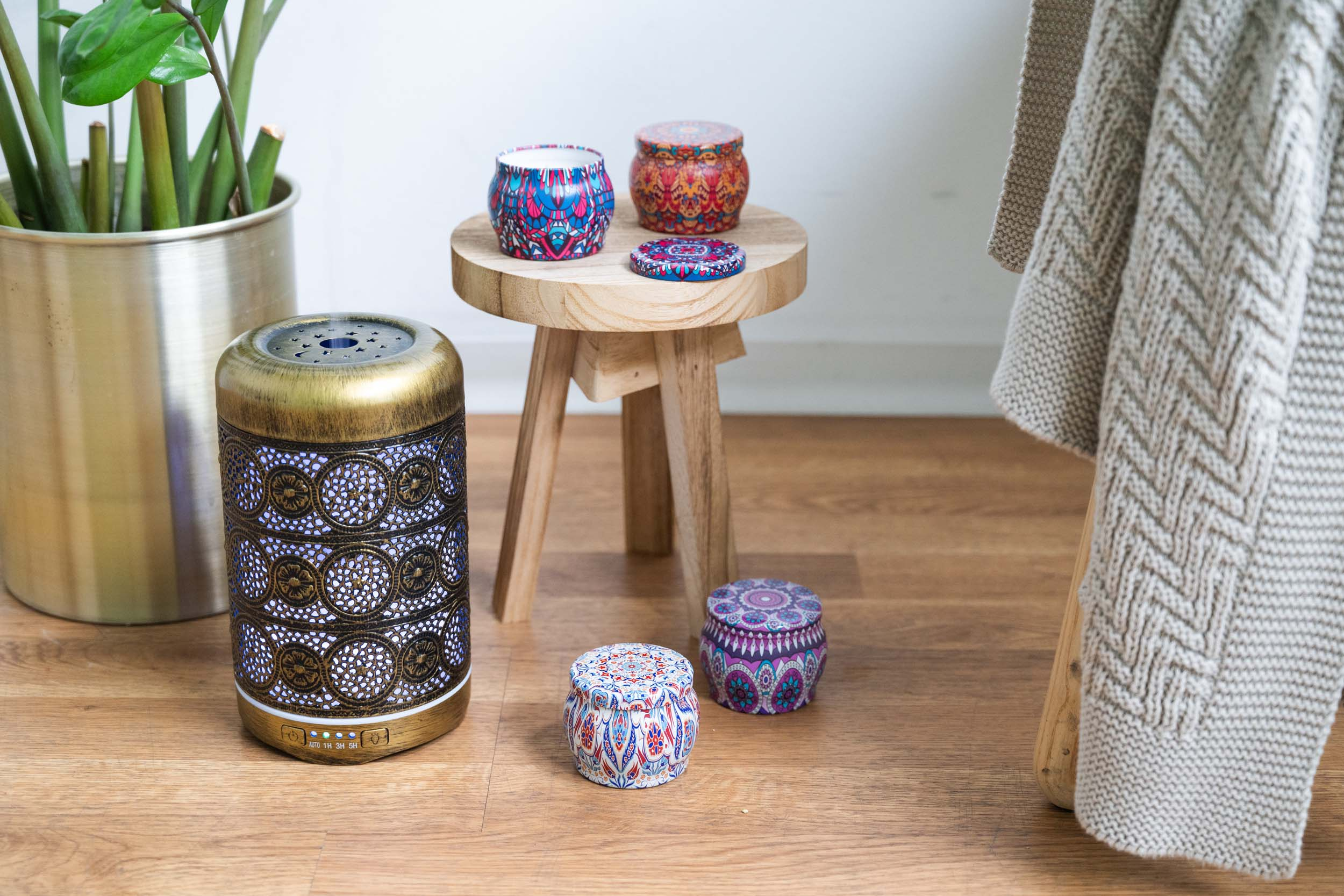 (4er Set) Duft Kerzen Aromatherapie Sojawachs Kerzen im Geschenk Set - Mandala Design