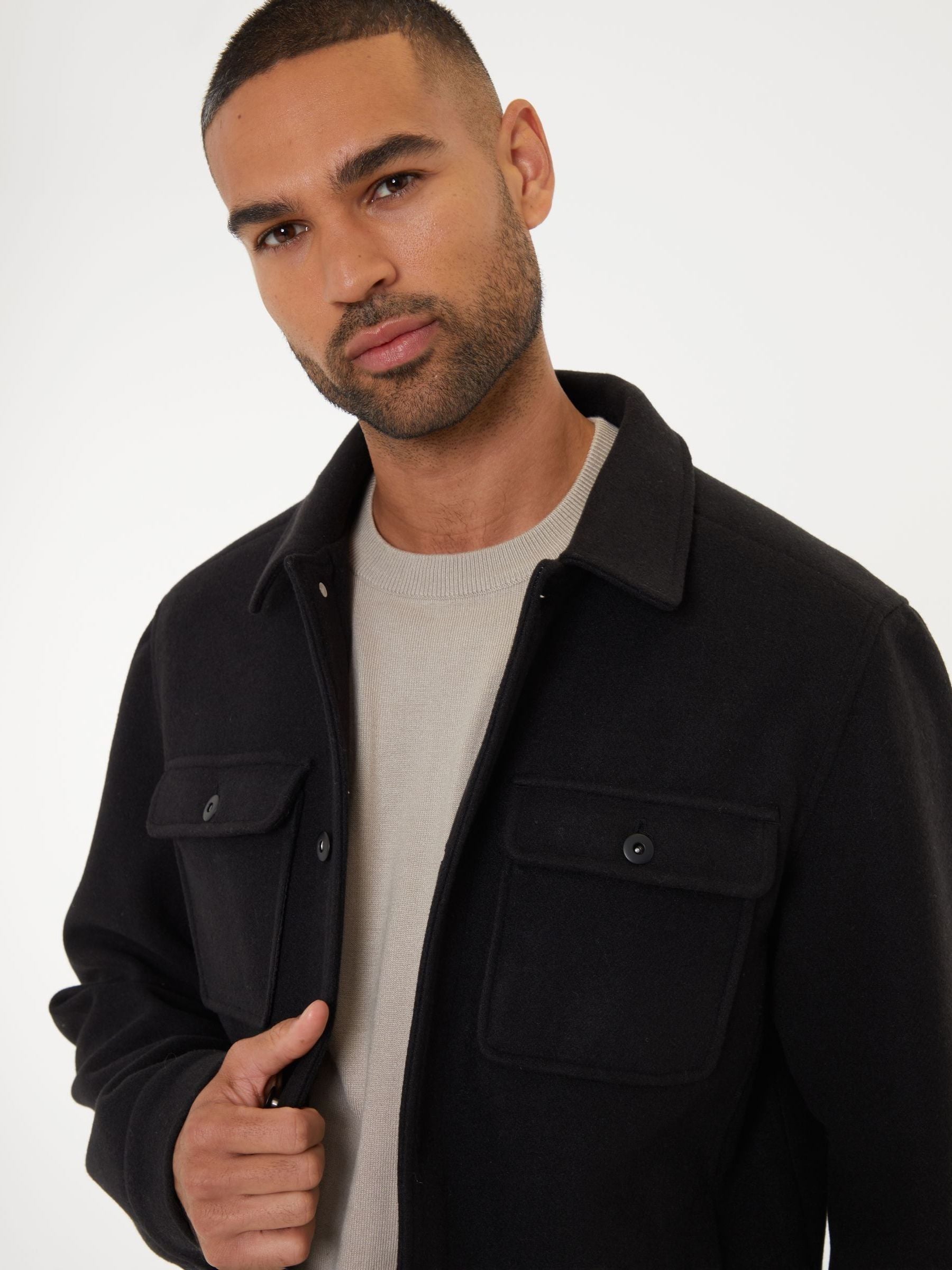 Zwart - Threadbare Geborsteld overshirt met knoopsluiting