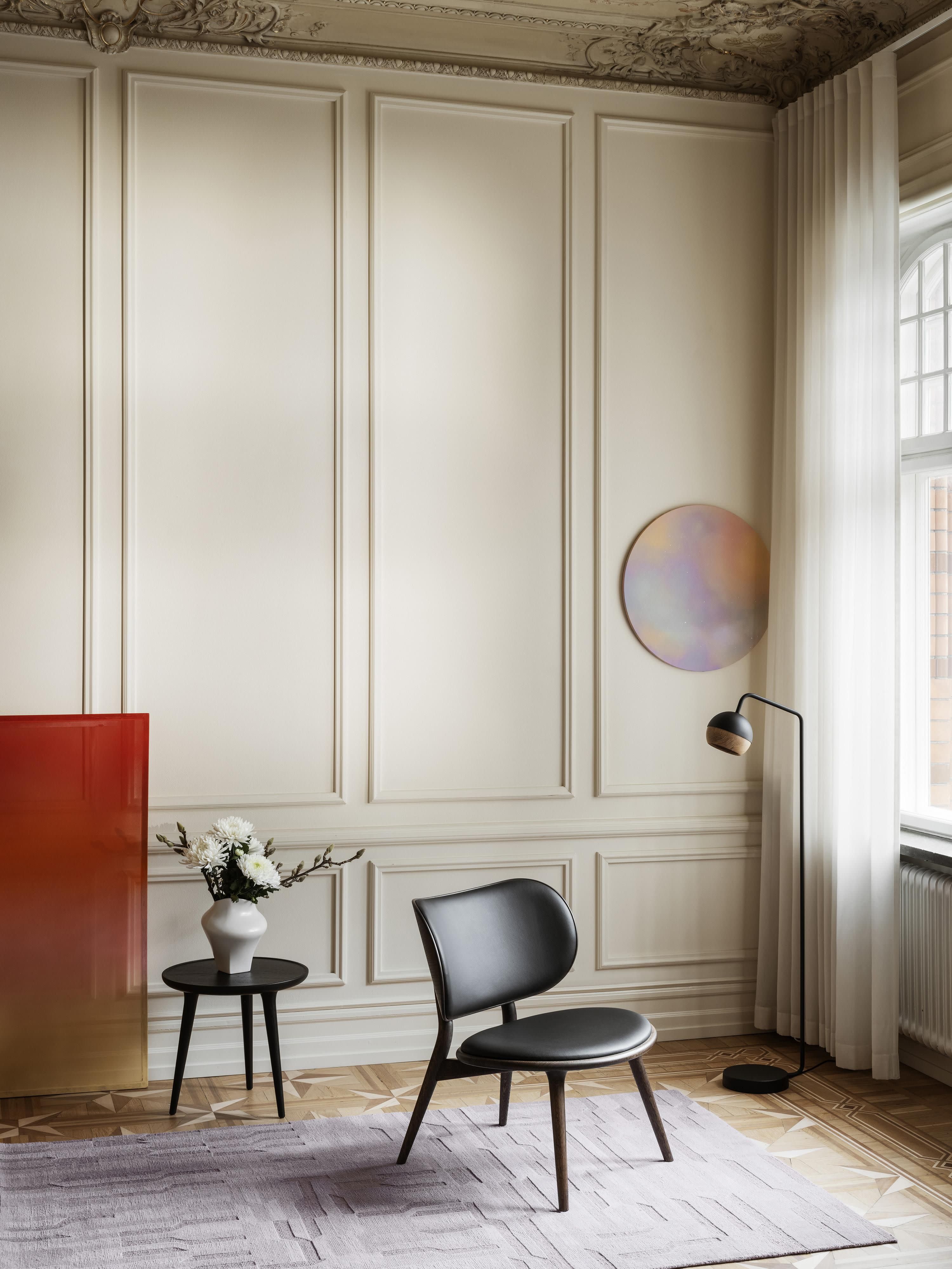Leren loungefauteuil Rock met houten poten, handgemaakt