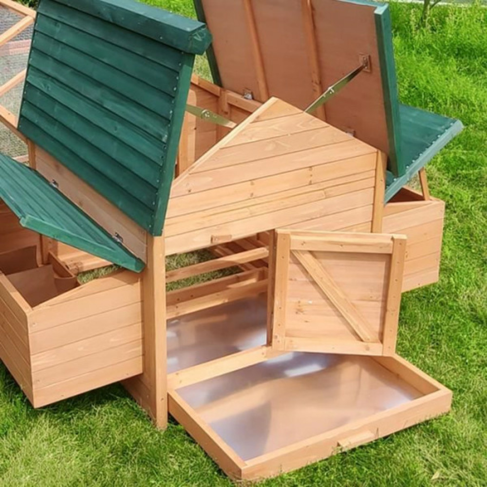 Poulailler en bois sapin 6 a 8 poules l233 x 151 x 96.5 cm