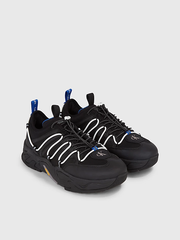 Tênis robusto Vibram®