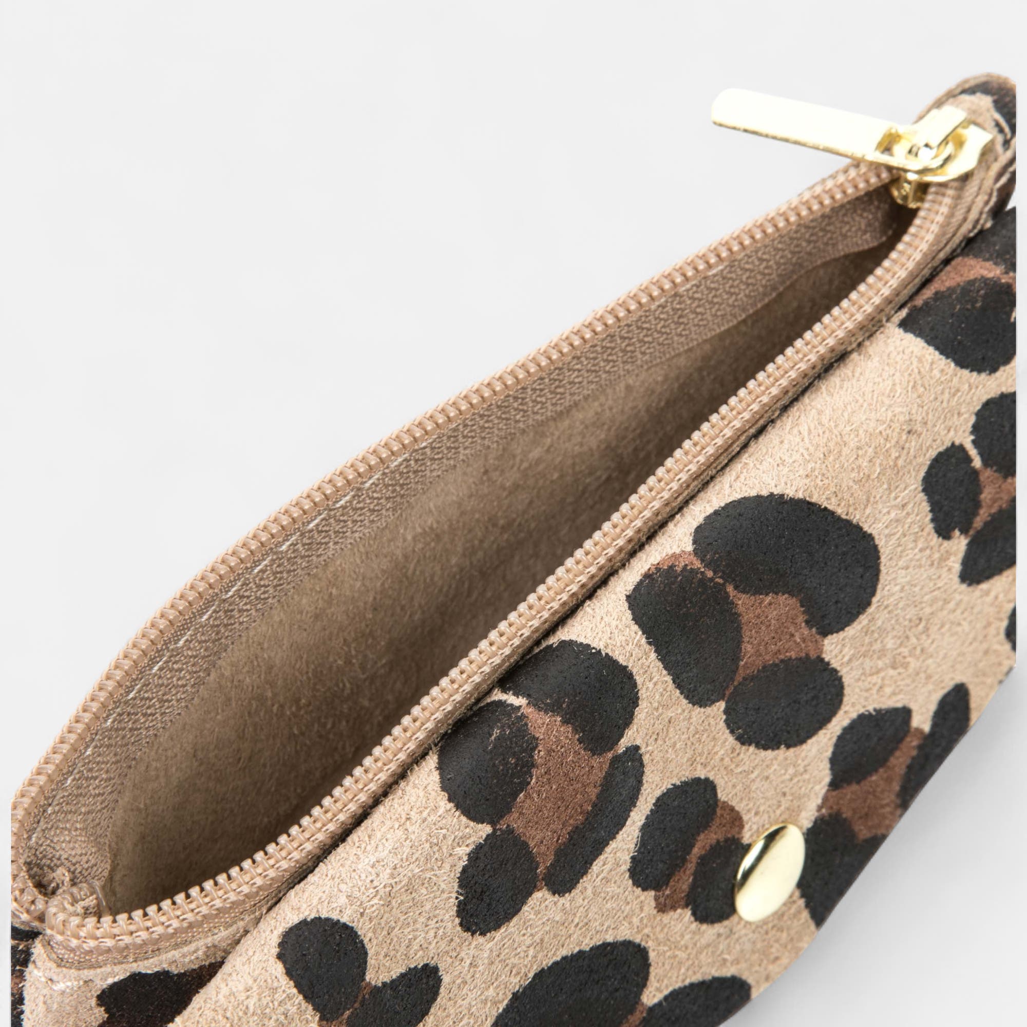 Petite maroquinerie en cuir beige