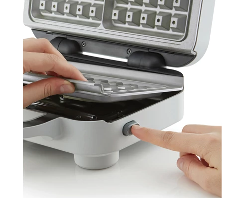 Breville BRE203022 DuraCeramic Waffle Maker