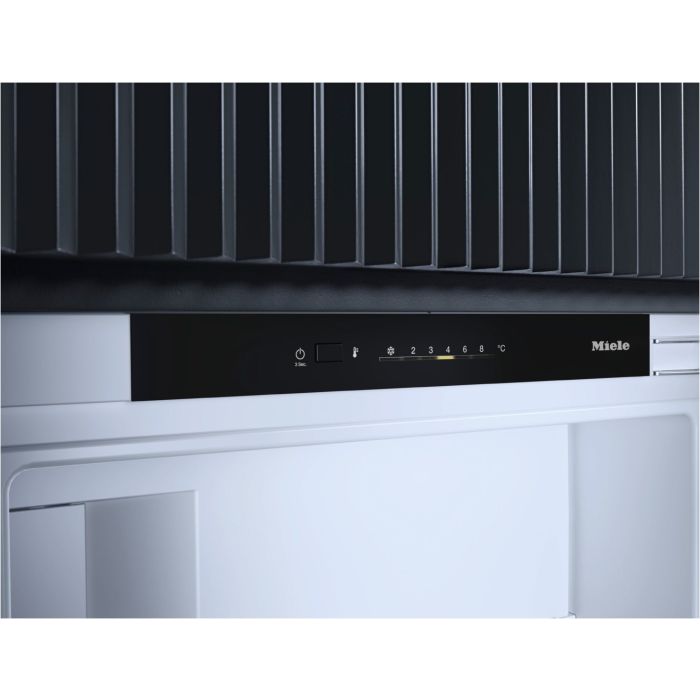 Miele Einbau-Kühlschrank K 7316 E