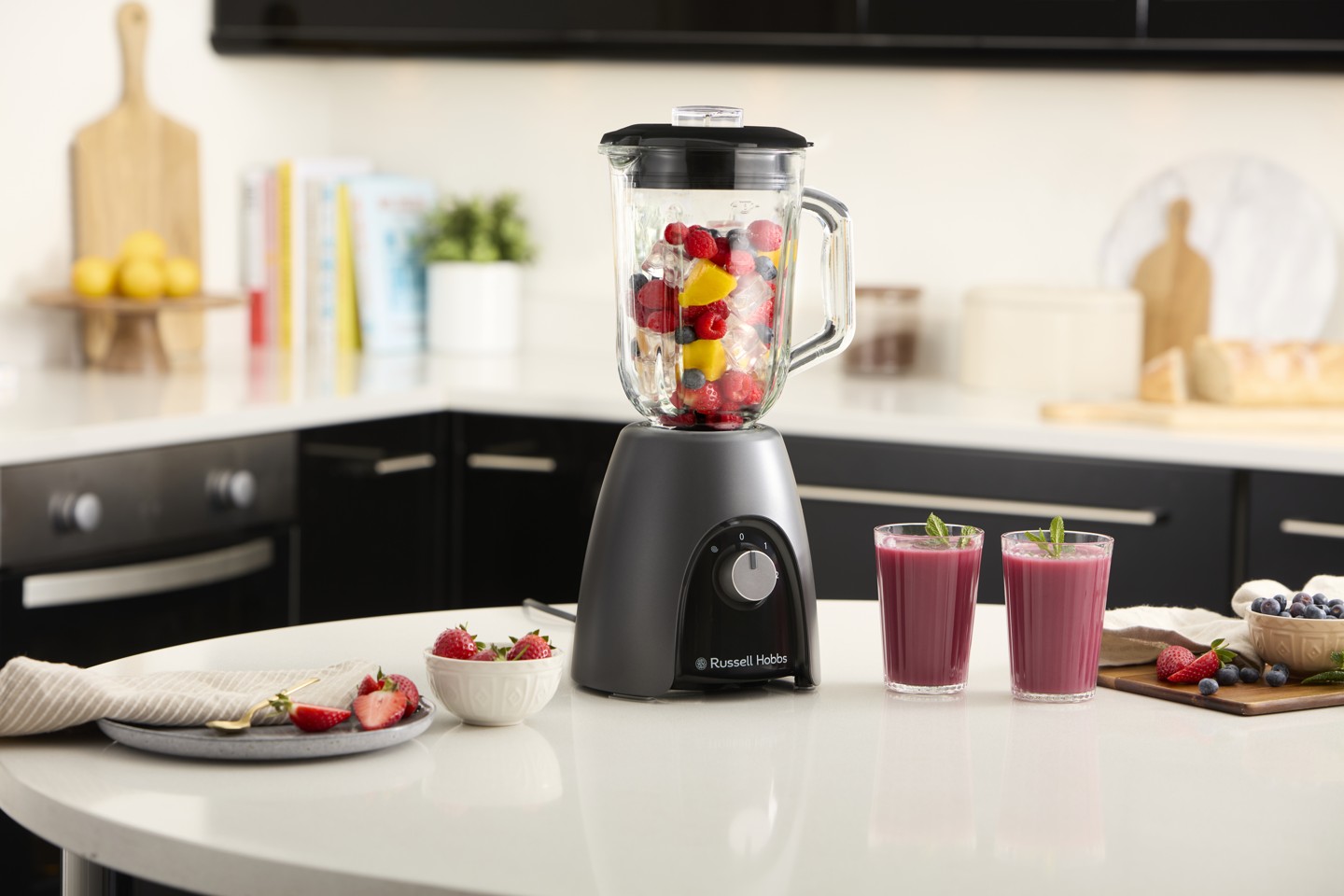 Russell Hobbs - Matte Charcoal Blender - 1.5L