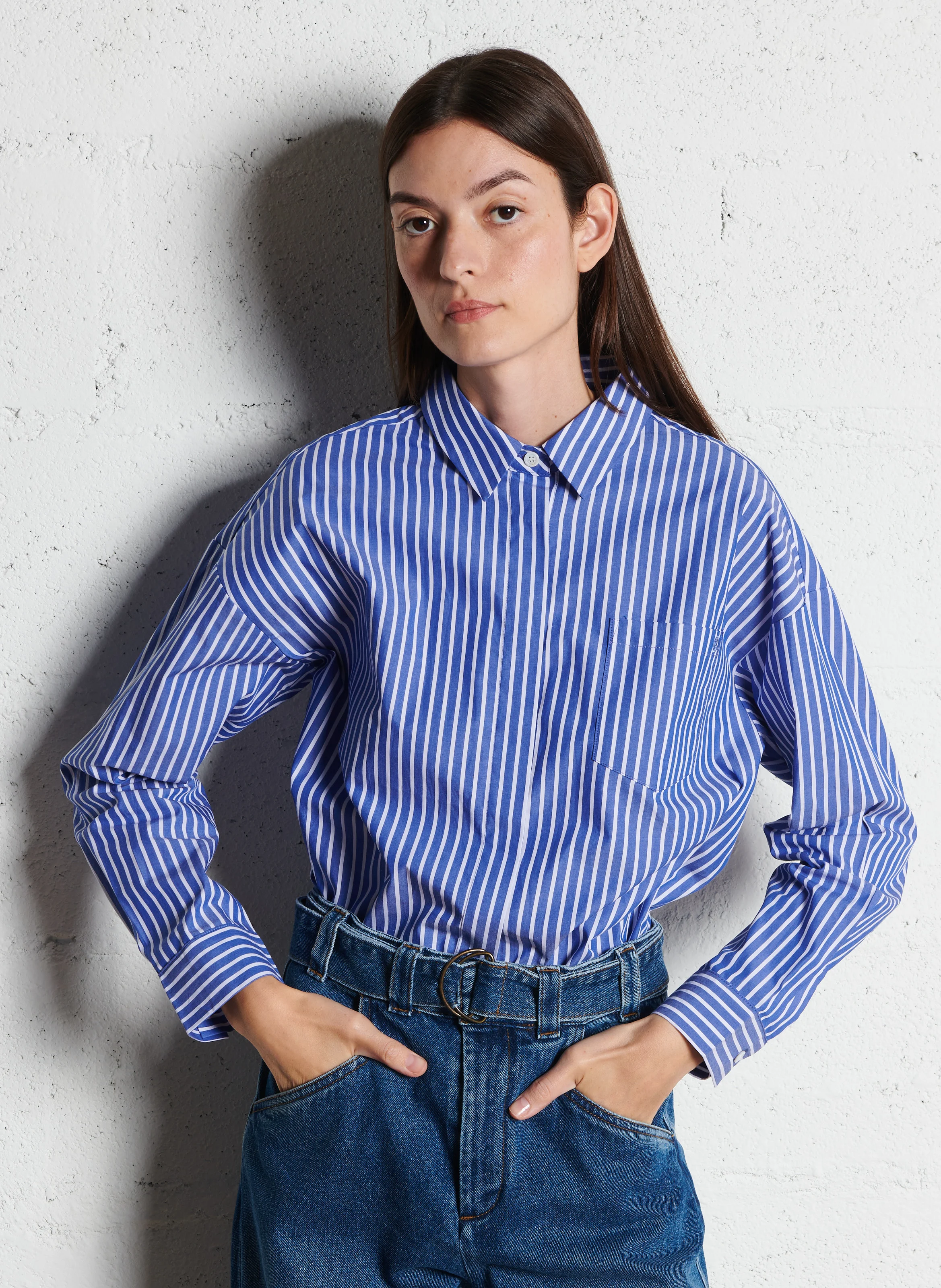 CLONY - Chemise col classique ample en coton rayé | Bleu
