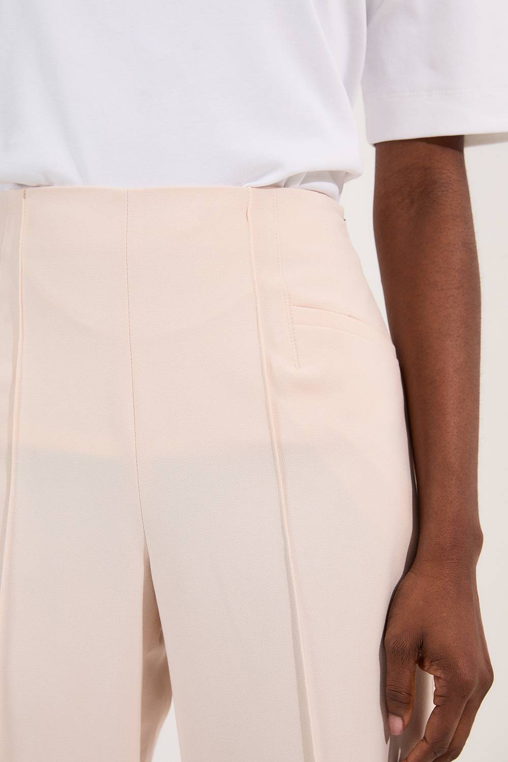 KarenMillen Pantalon tailleur à jambe large avec détail de poche stretch compact