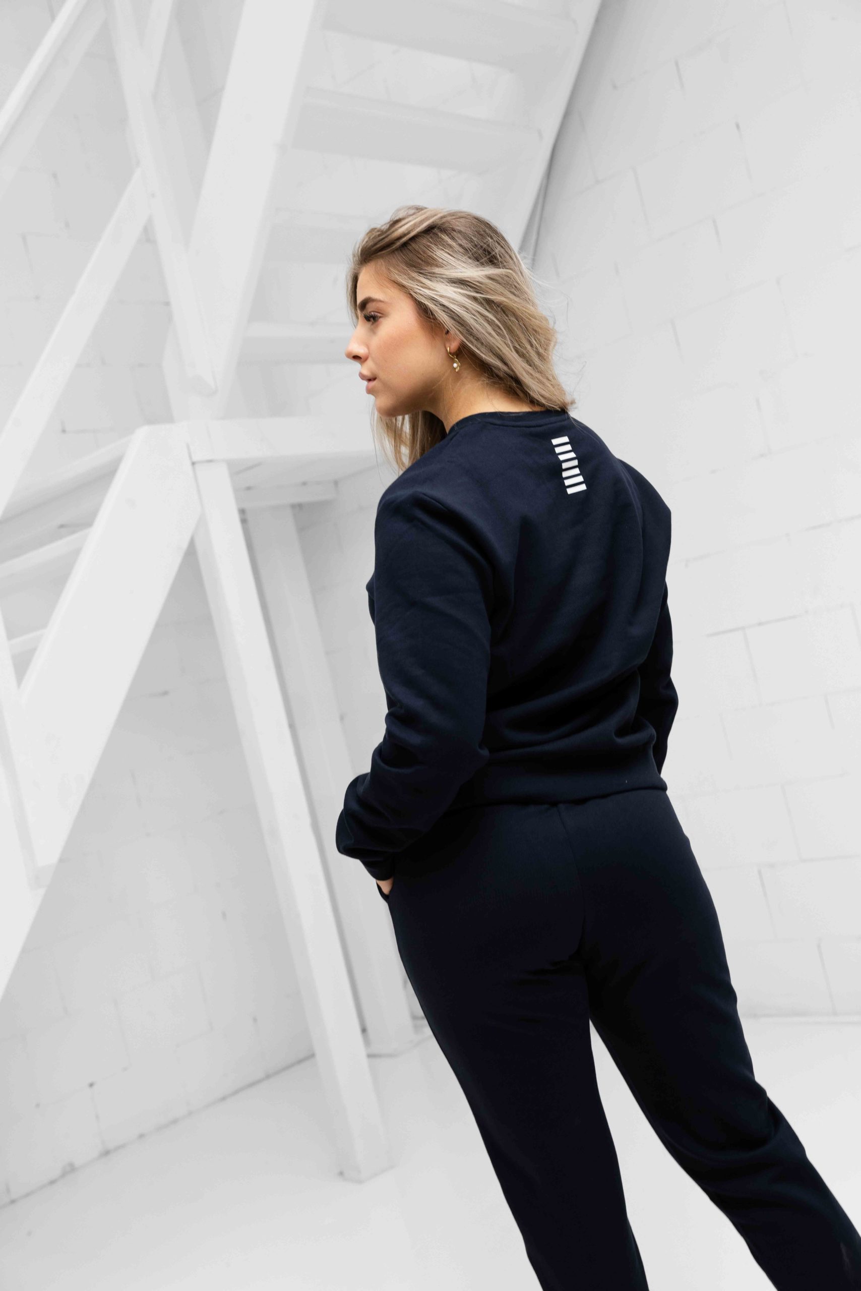 EA7 Emporio Armani 8NPV66 Trainingspak Dames Donkerblauw