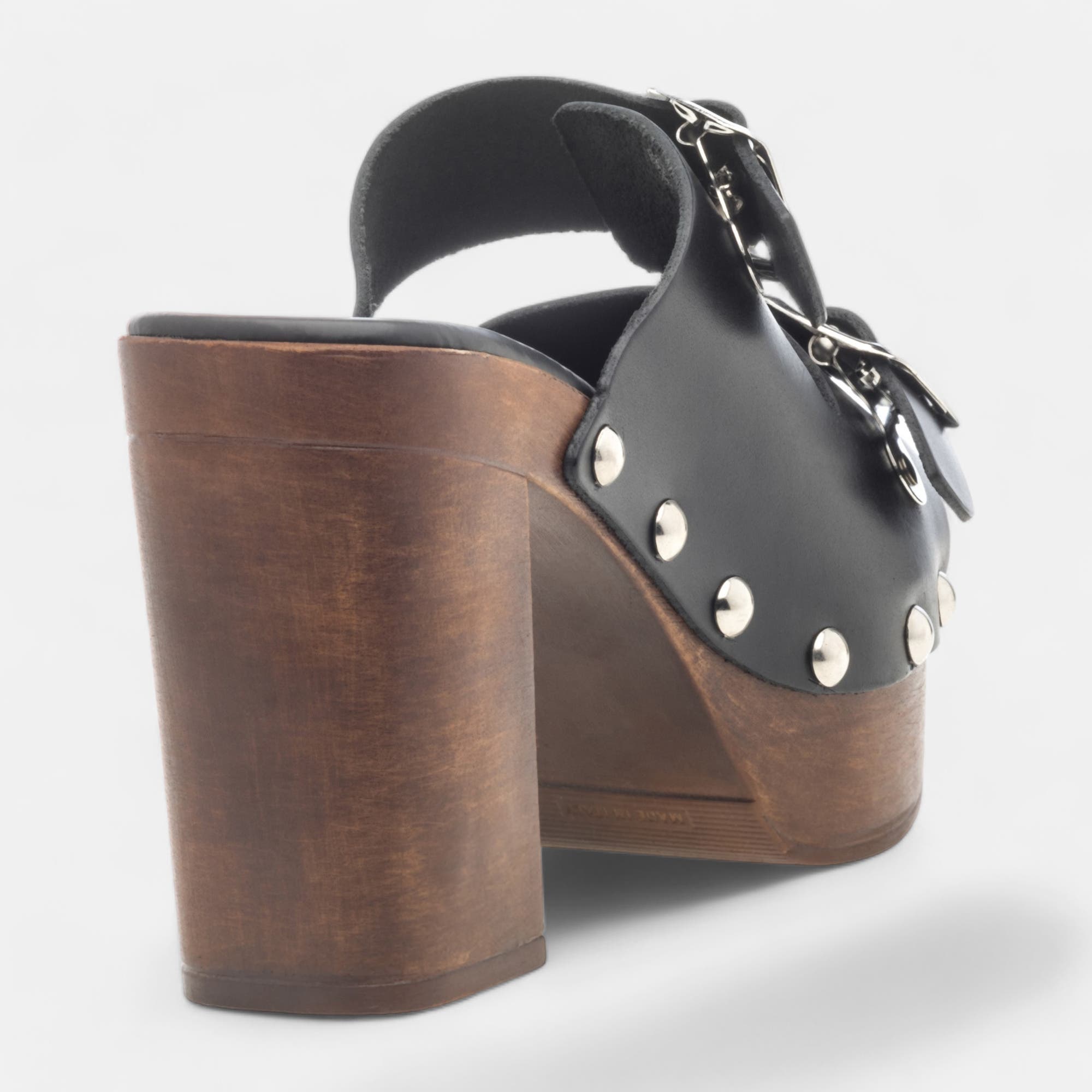 Chaussures semelle bois à talon Femme en cuir noir