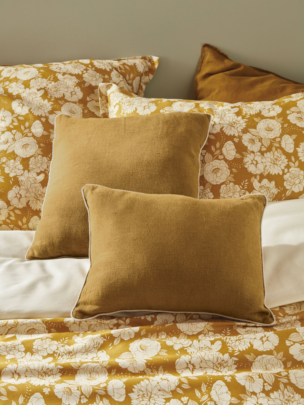 Housse de coussin unie en lin