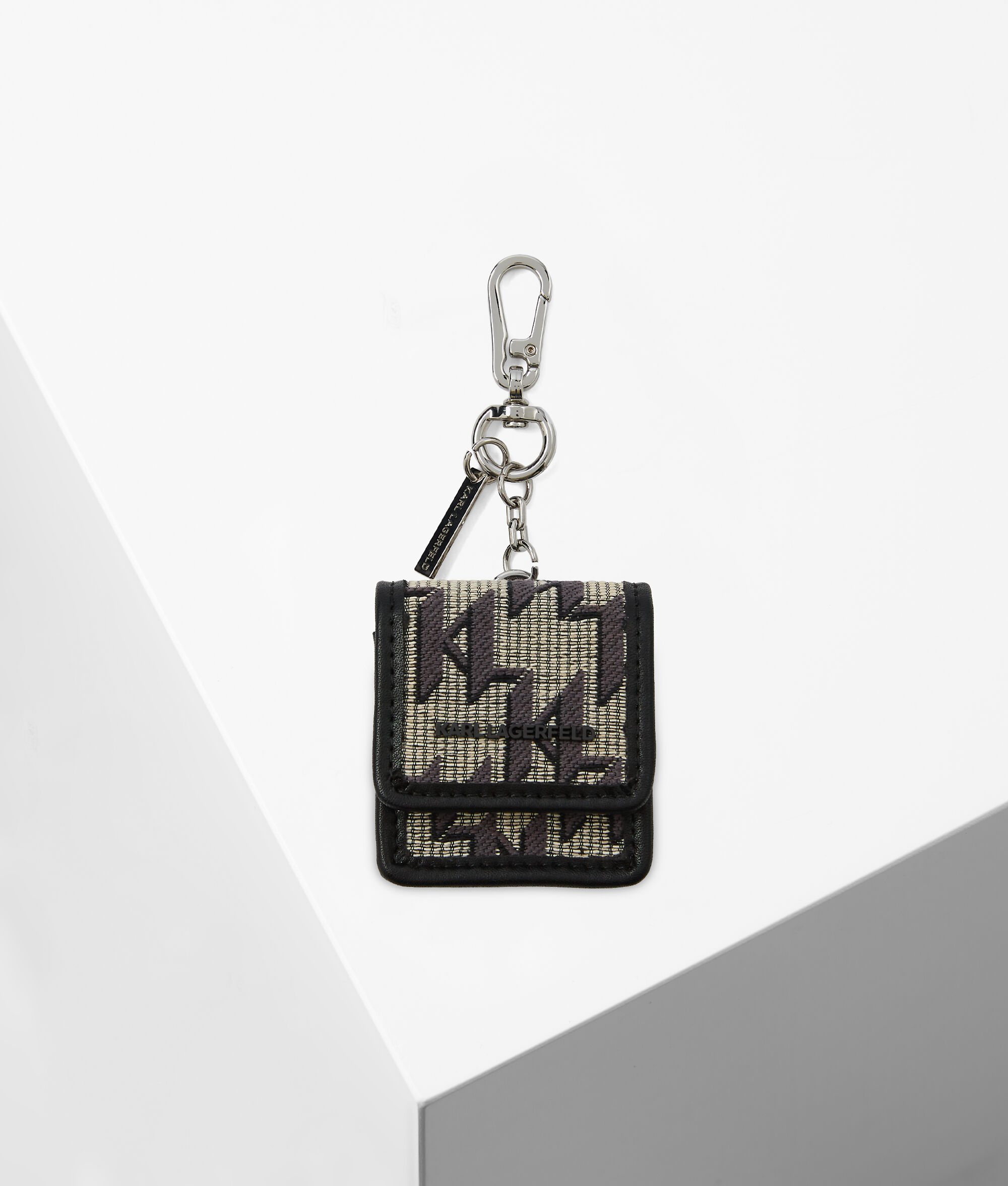 ÉTUI KL MONOGRAM POUR AIRPODS 
