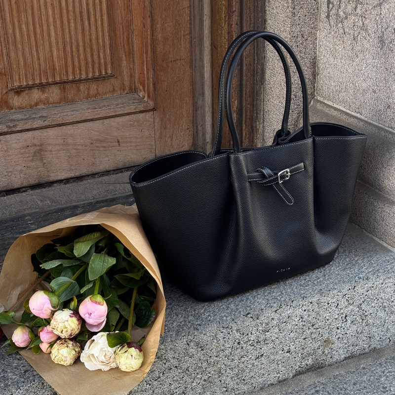 PITAYA<br>Skuldertaske Olivia