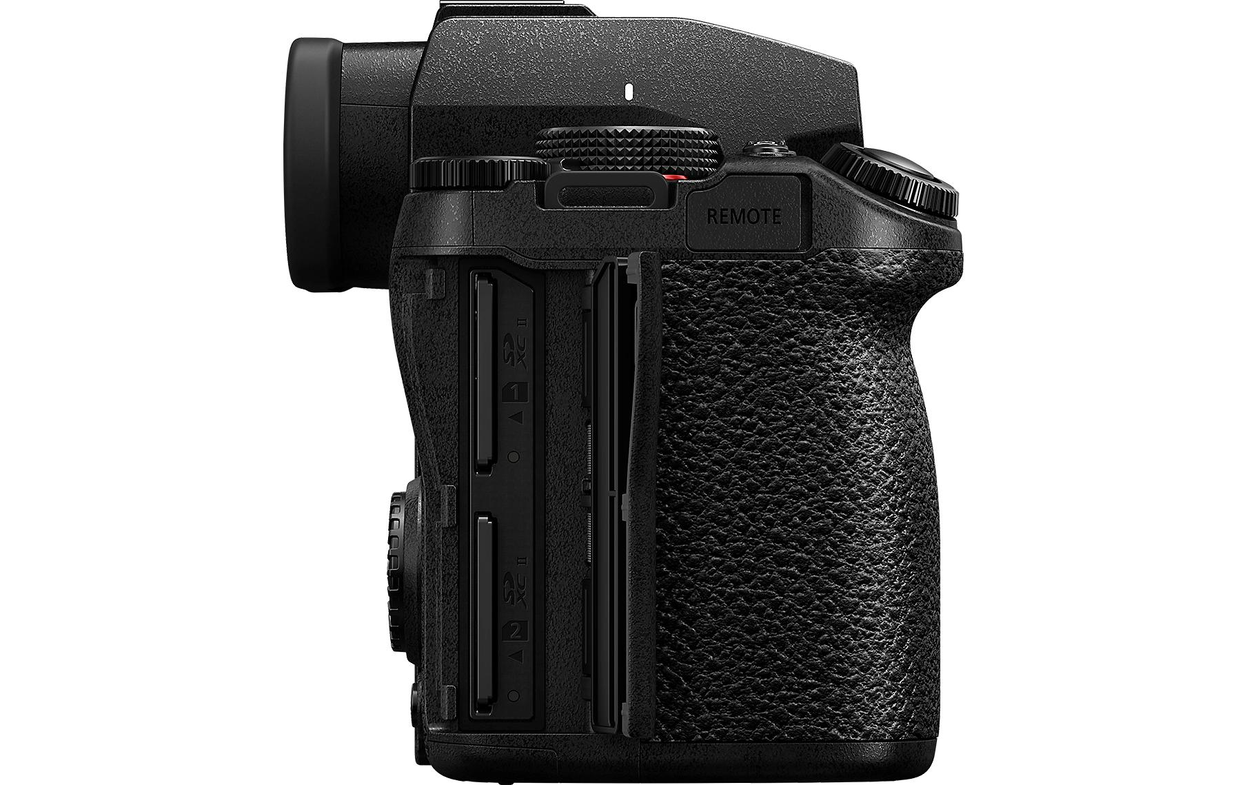 Fotokamera G9 II + Lumix 12-60 mm F2.8-4.0<br>Spiegellose Kamera mit neuem 25.2-MP-MOS-Sensor, Phasen-Hybrid-Autofokus, Serienaufnahmen mit 60 B/s , BIS mit 8.0 Blendenstufen und vielem mehr