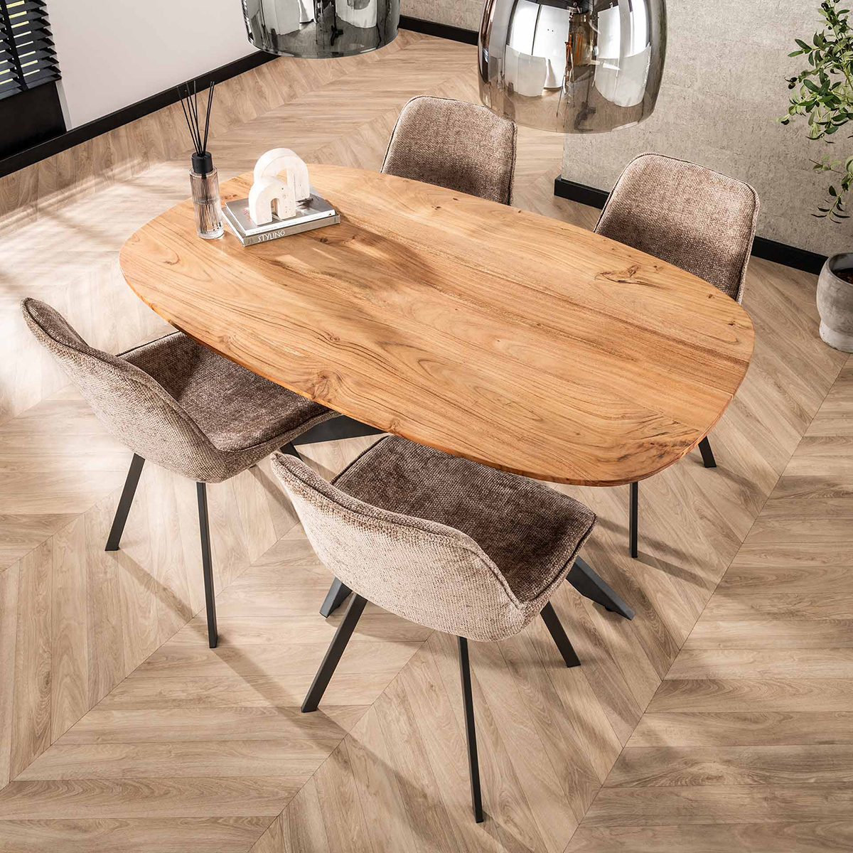 Eetkamertafel Deens Ovaal Kopenhagen 150