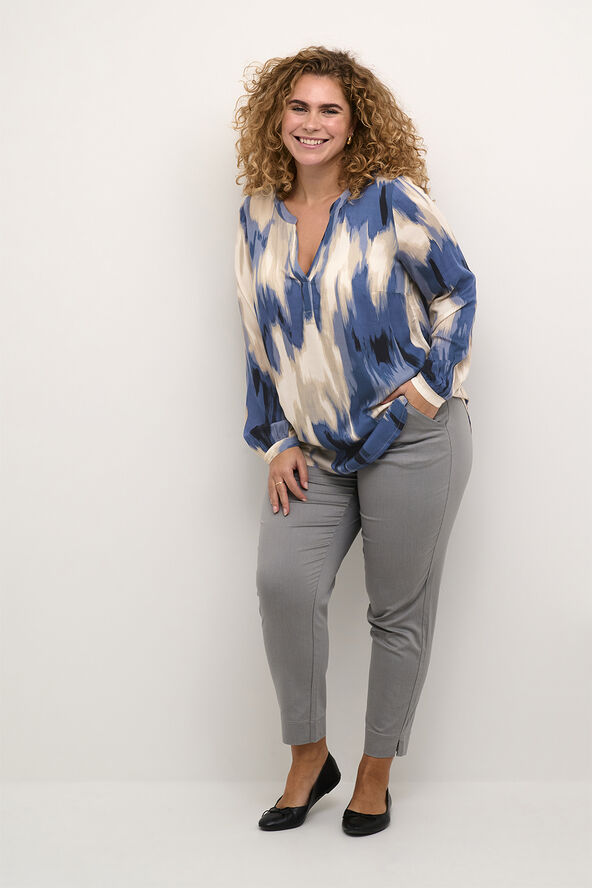Kaffe Curve KCbella Blouse Blue abstract print
