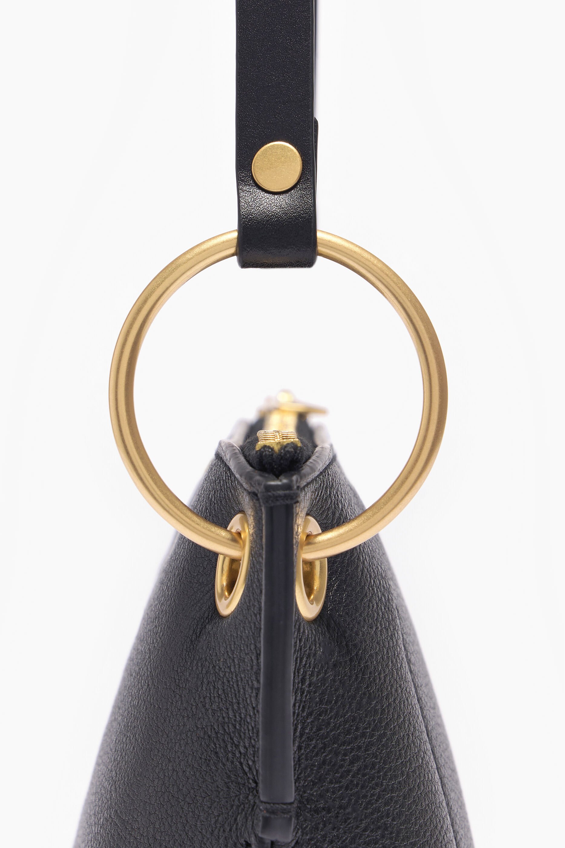 Bolsa de ombro M em couro preto