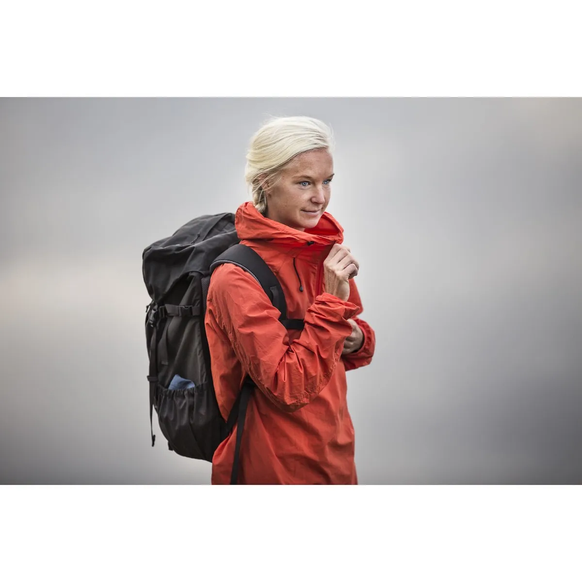 Fjällräven Women's Kaipak 38 Stone Grey