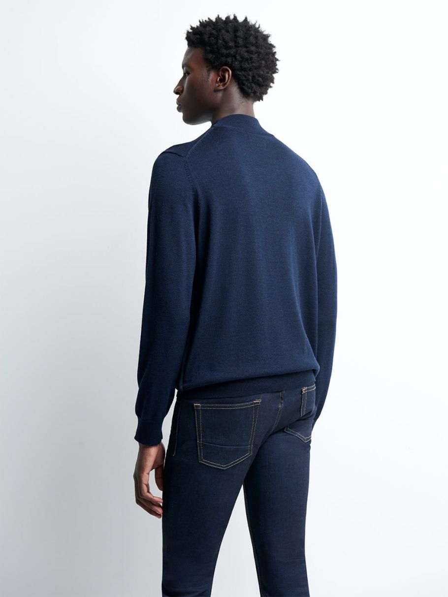 Pull col cheminée en laine mérinos