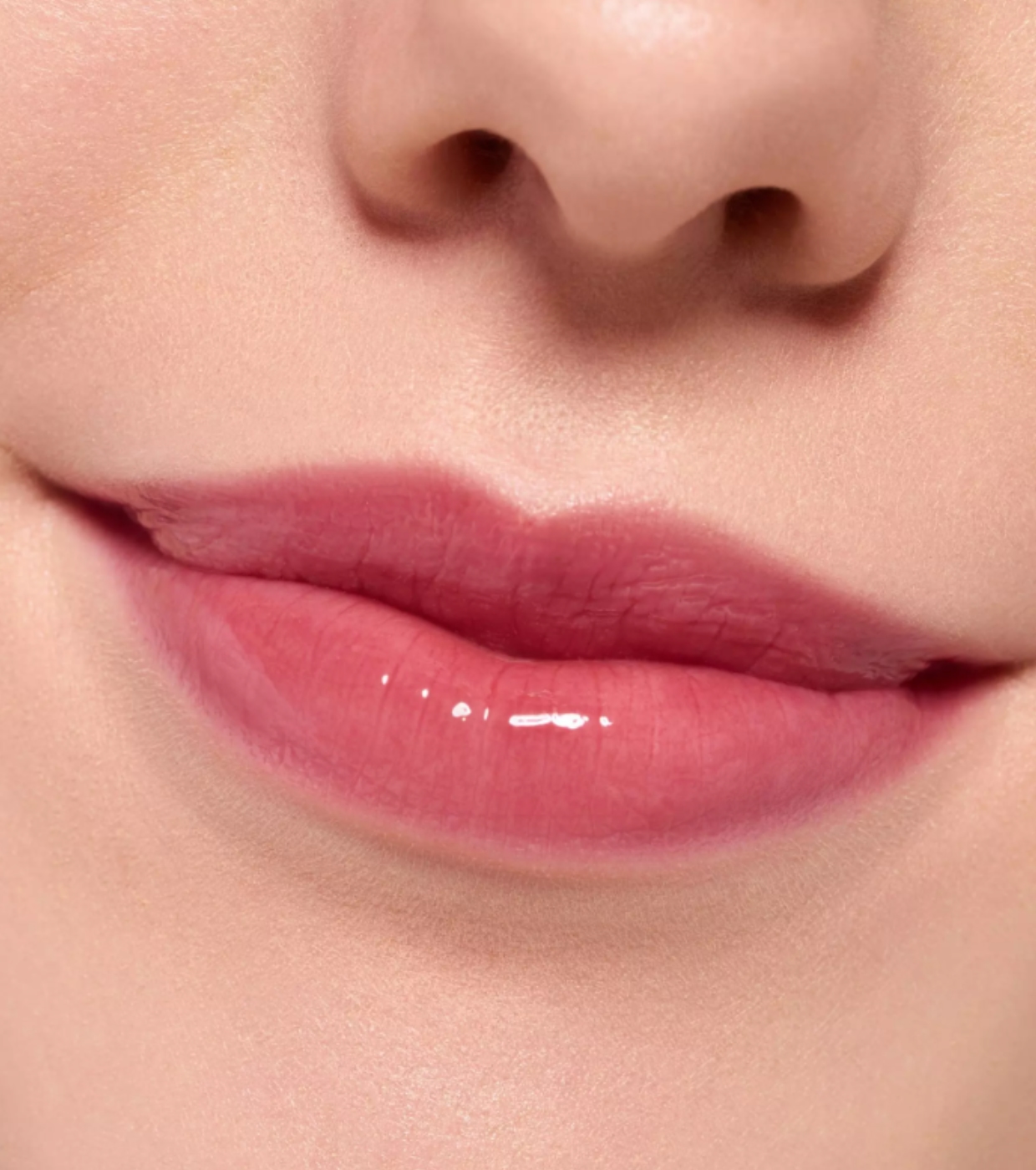 essence - Bálsamo Labial Super Peptide - 06: Plumfection!