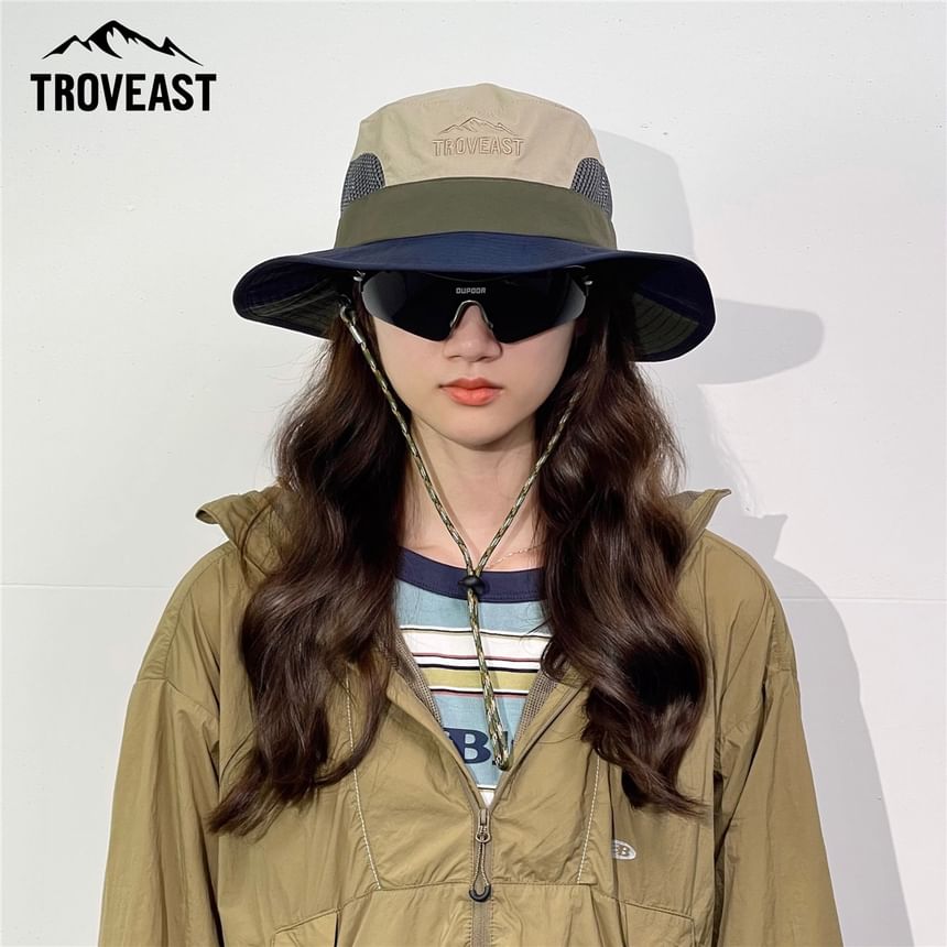 Trovelst - Color Block Bucket Hat