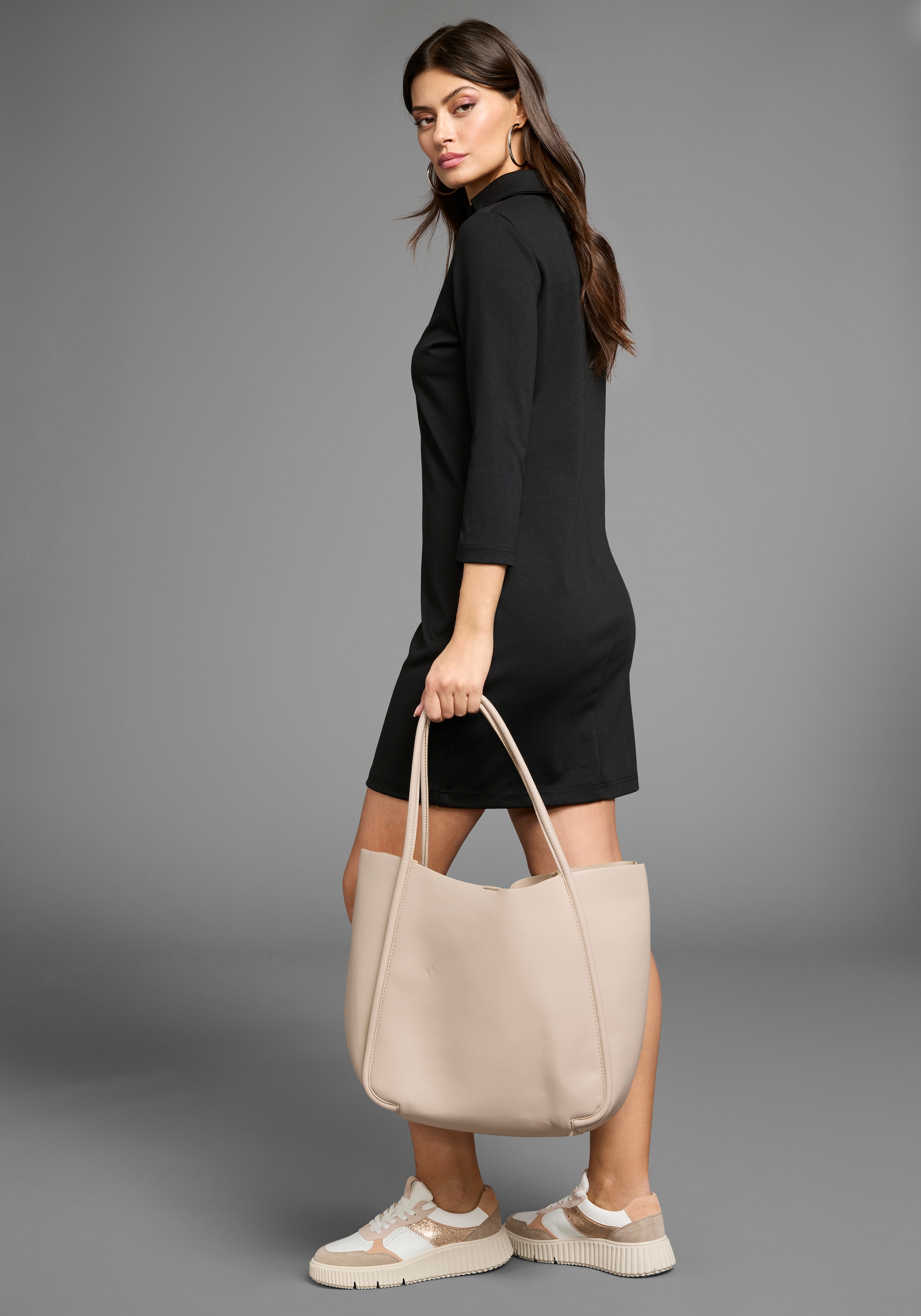 Laura Scott Polokleid mit glänzendem Schriftzug